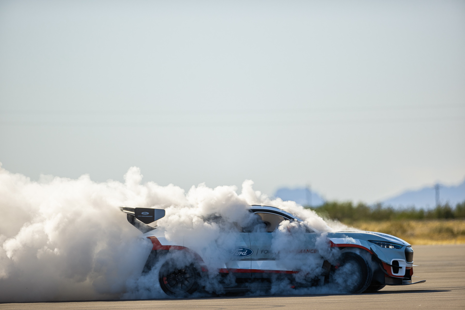 Ford’s Wild Mustang Mach-E Prototype Racer Comes With Seven Motors, 1400 HP