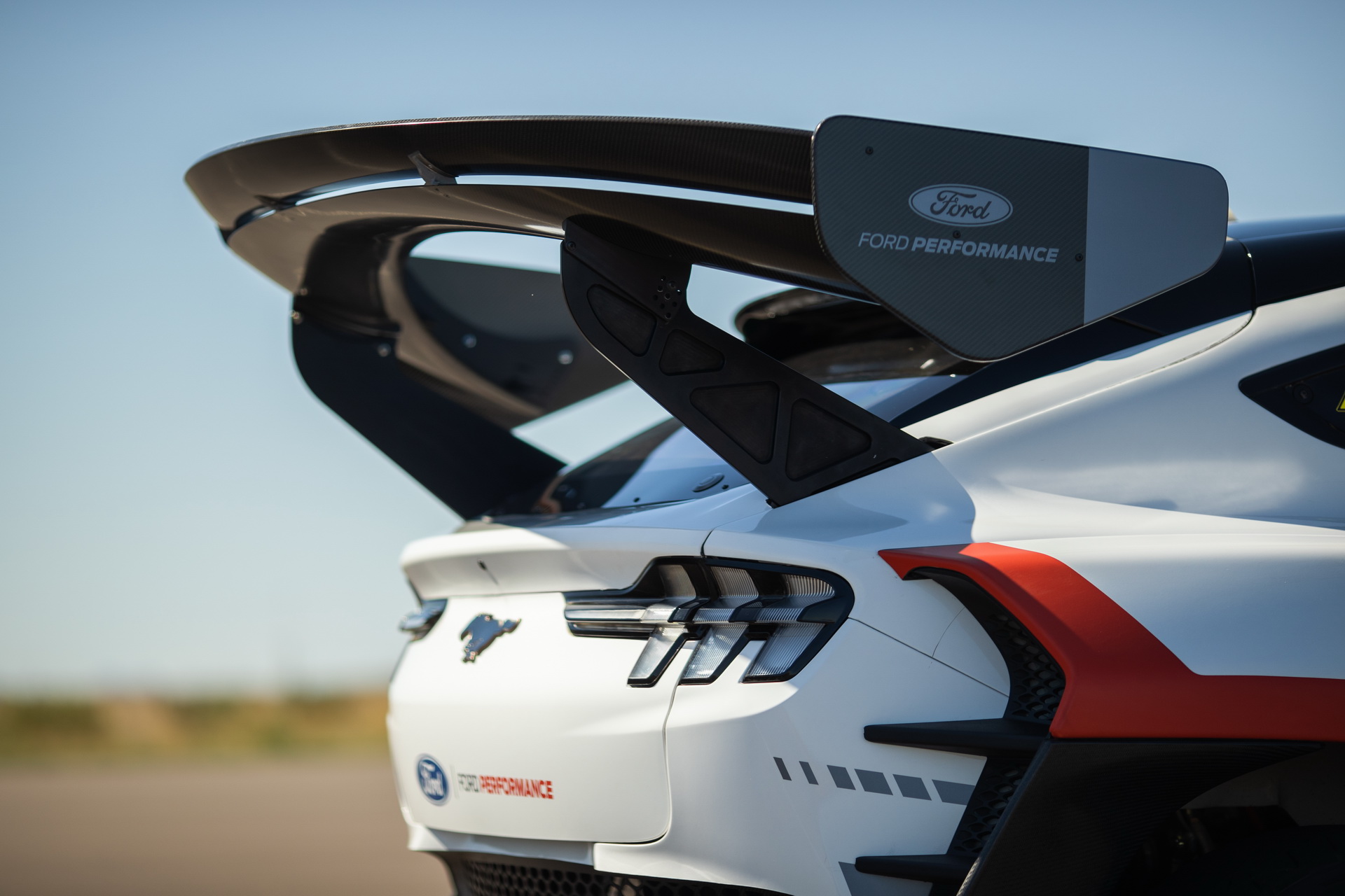 Ford’s Wild Mustang Mach-E Prototype Racer Comes With Seven Motors, 1400 HP