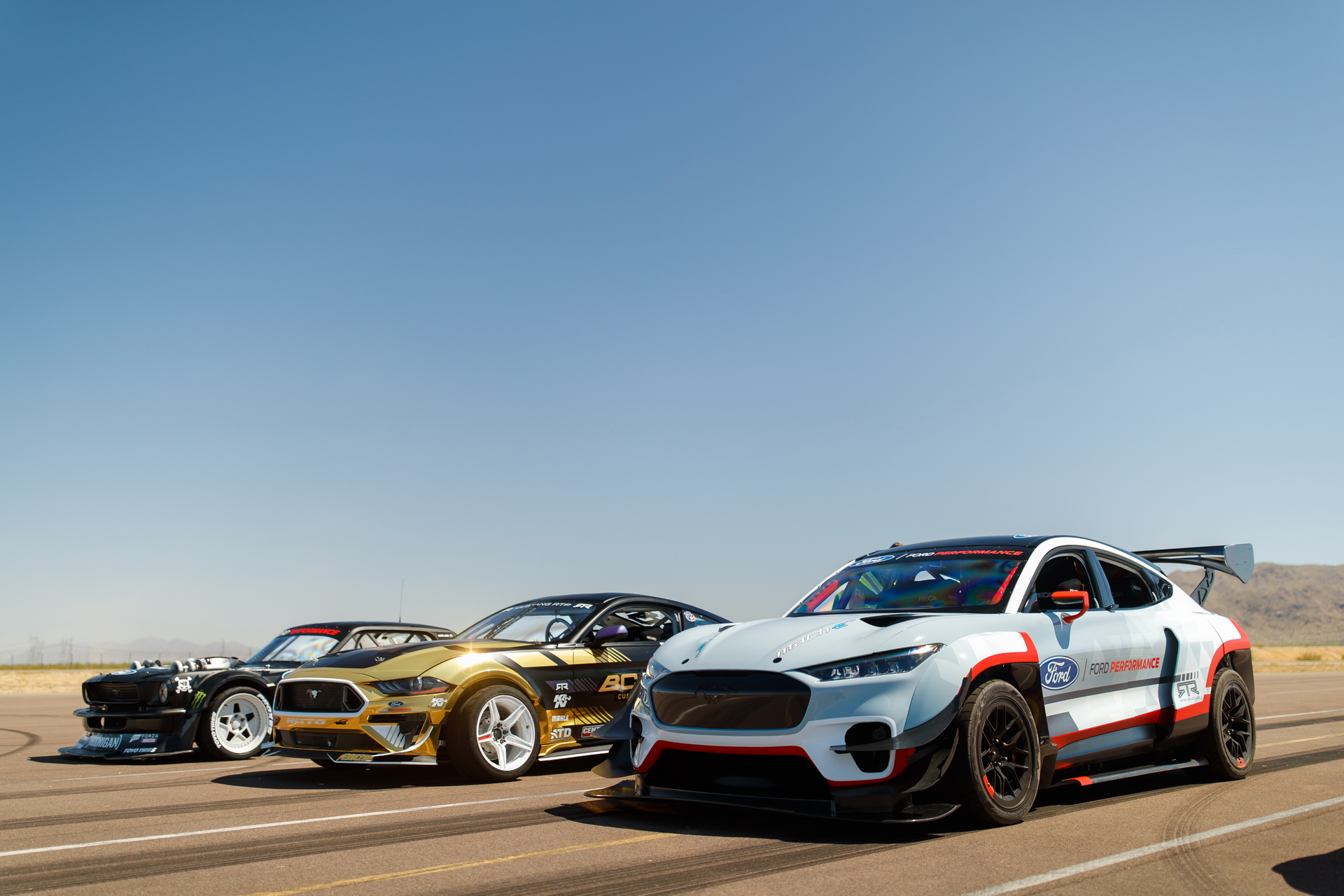 Ford’s Wild Mustang Mach-E Prototype Racer Comes With Seven Motors, 1400 HP