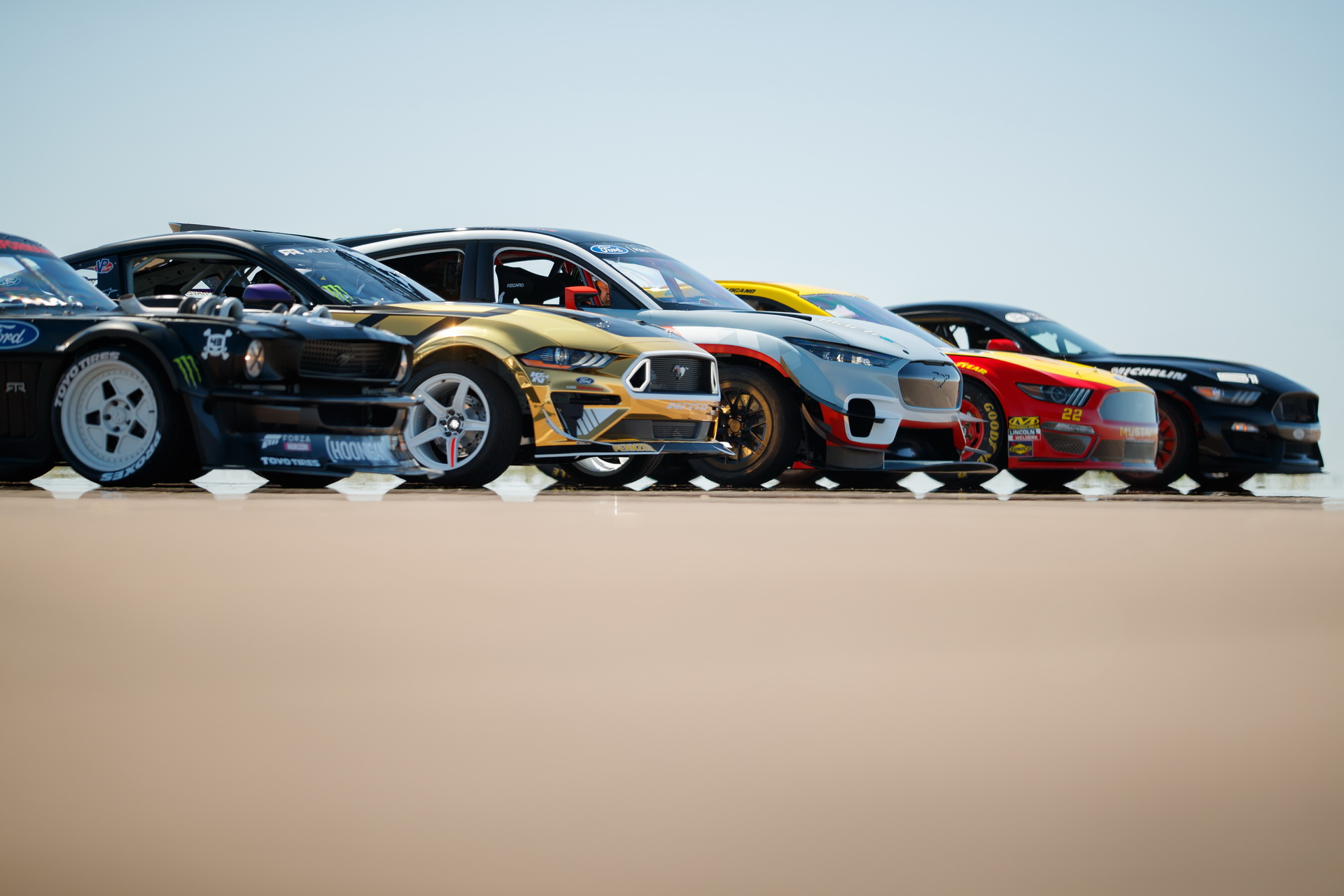 Ford’s Wild Mustang Mach-E Prototype Racer Comes With Seven Motors, 1400 HP