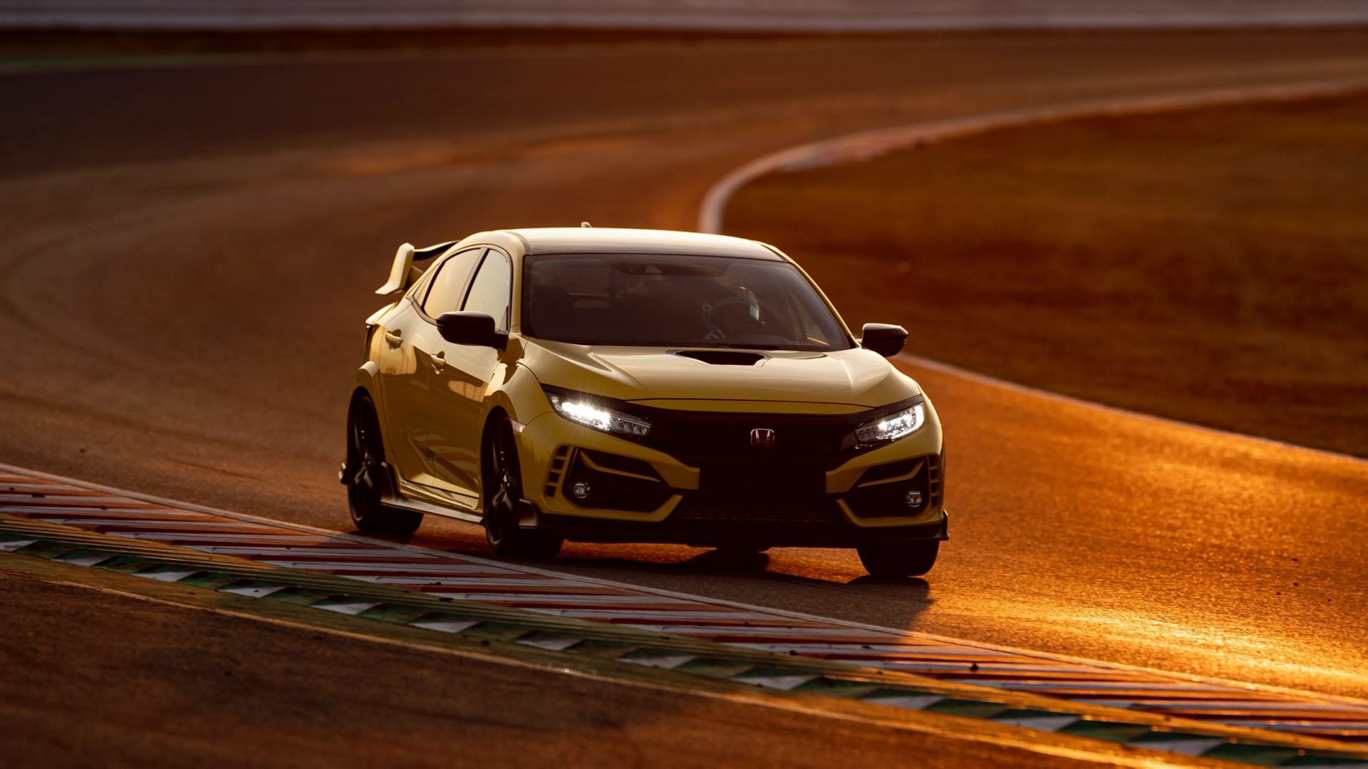 2021 Honda Civic Type R Limited Edition Sets FWD Lap Record At Suzuka