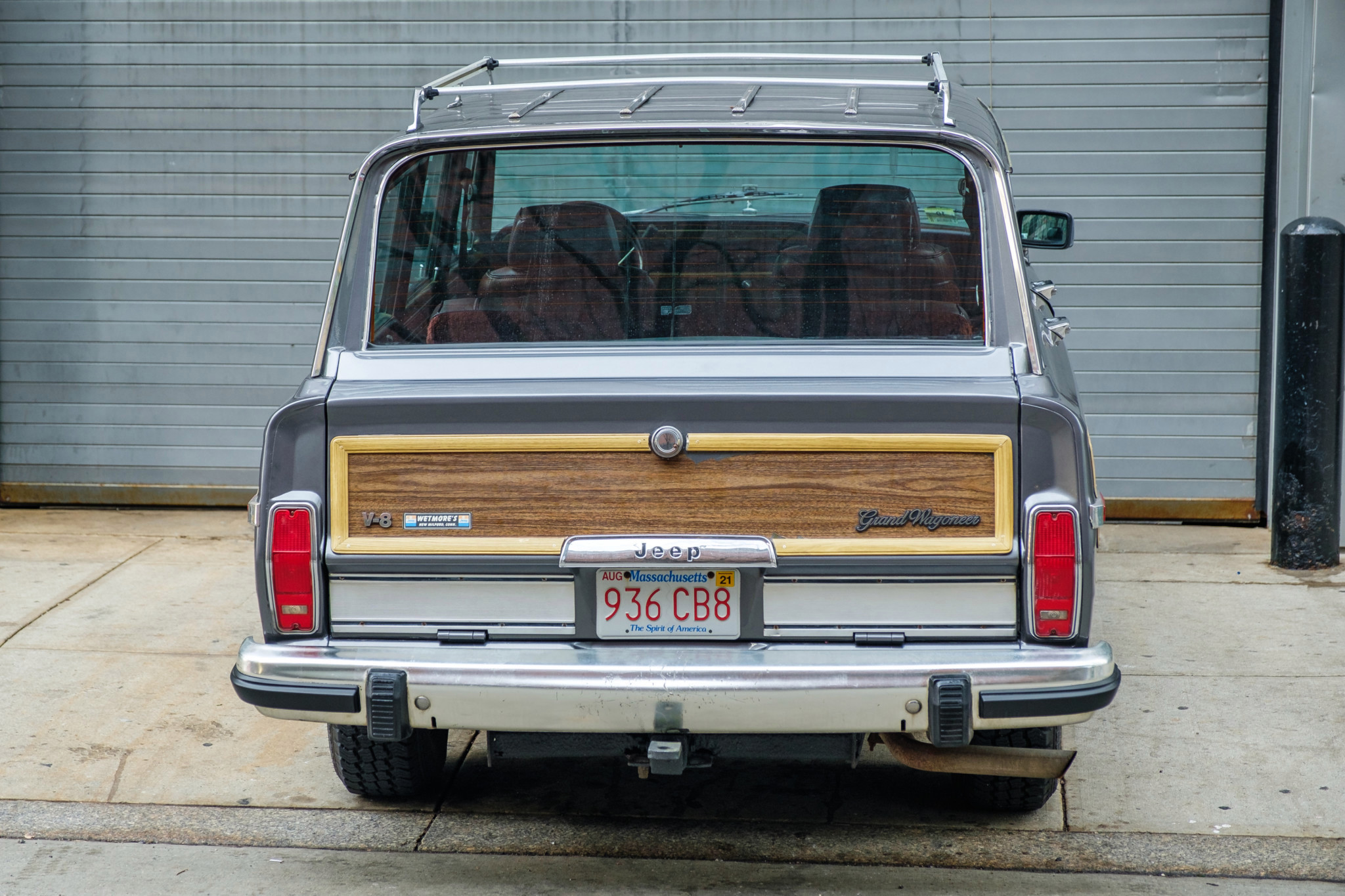 This Jeep Grand Wagoneer Will Take You Back To The 1980s