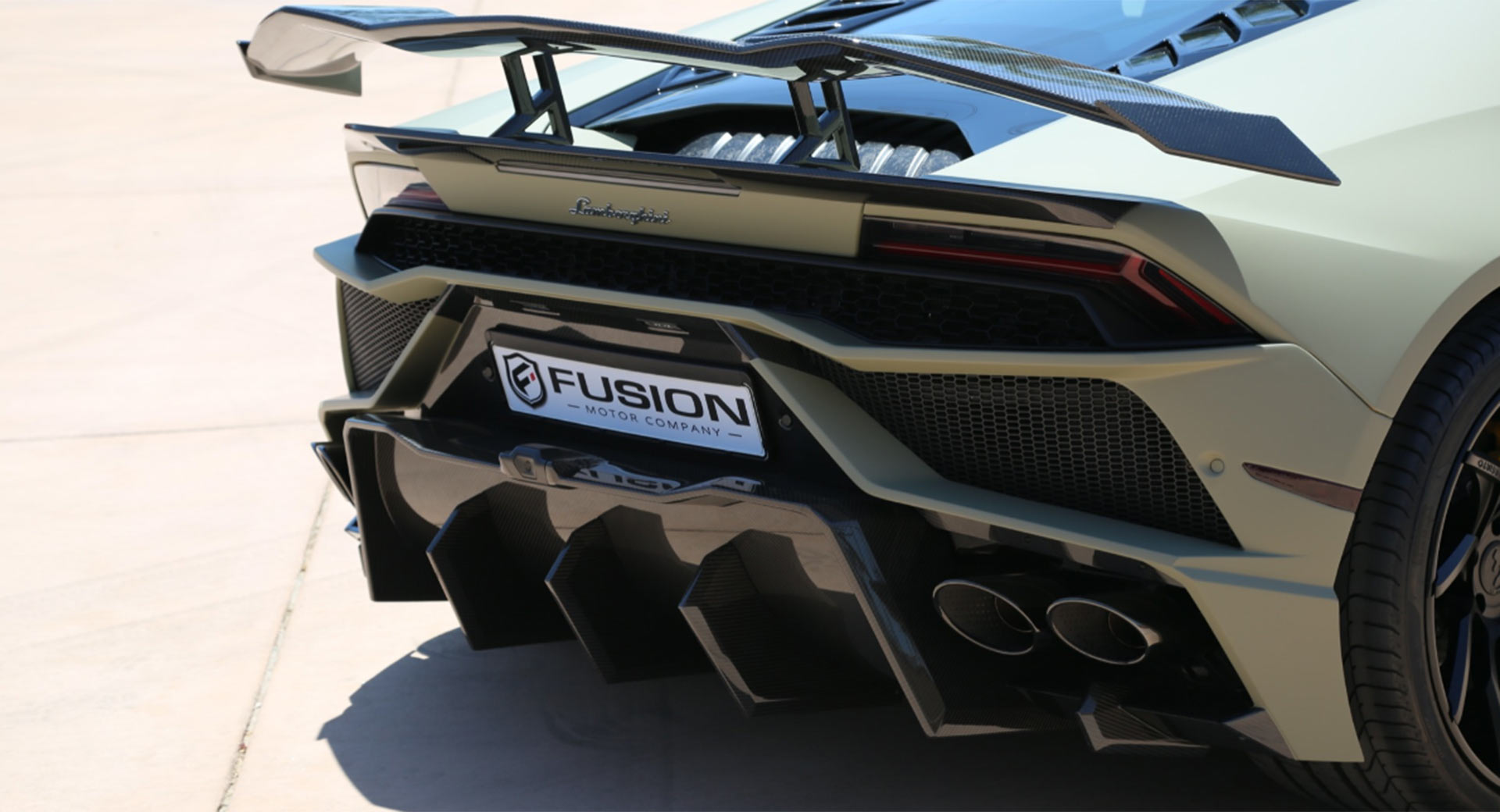 This Carbon Fiber Kit For The Lamborghini Huracan Costs $39,000