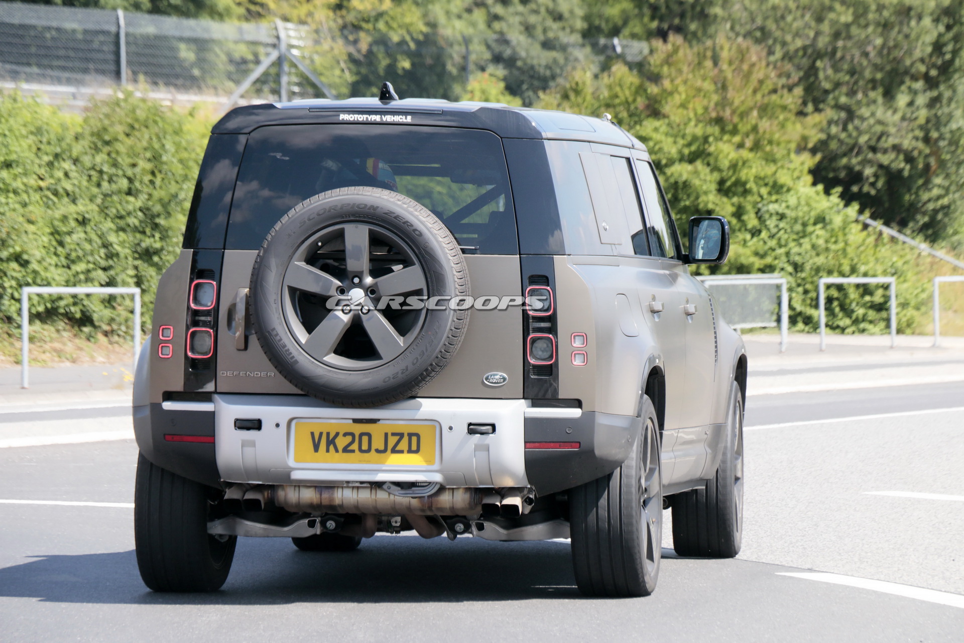 2021 Land Rover Defender V8: Would You Like 500 HP With Your New British 4×4?