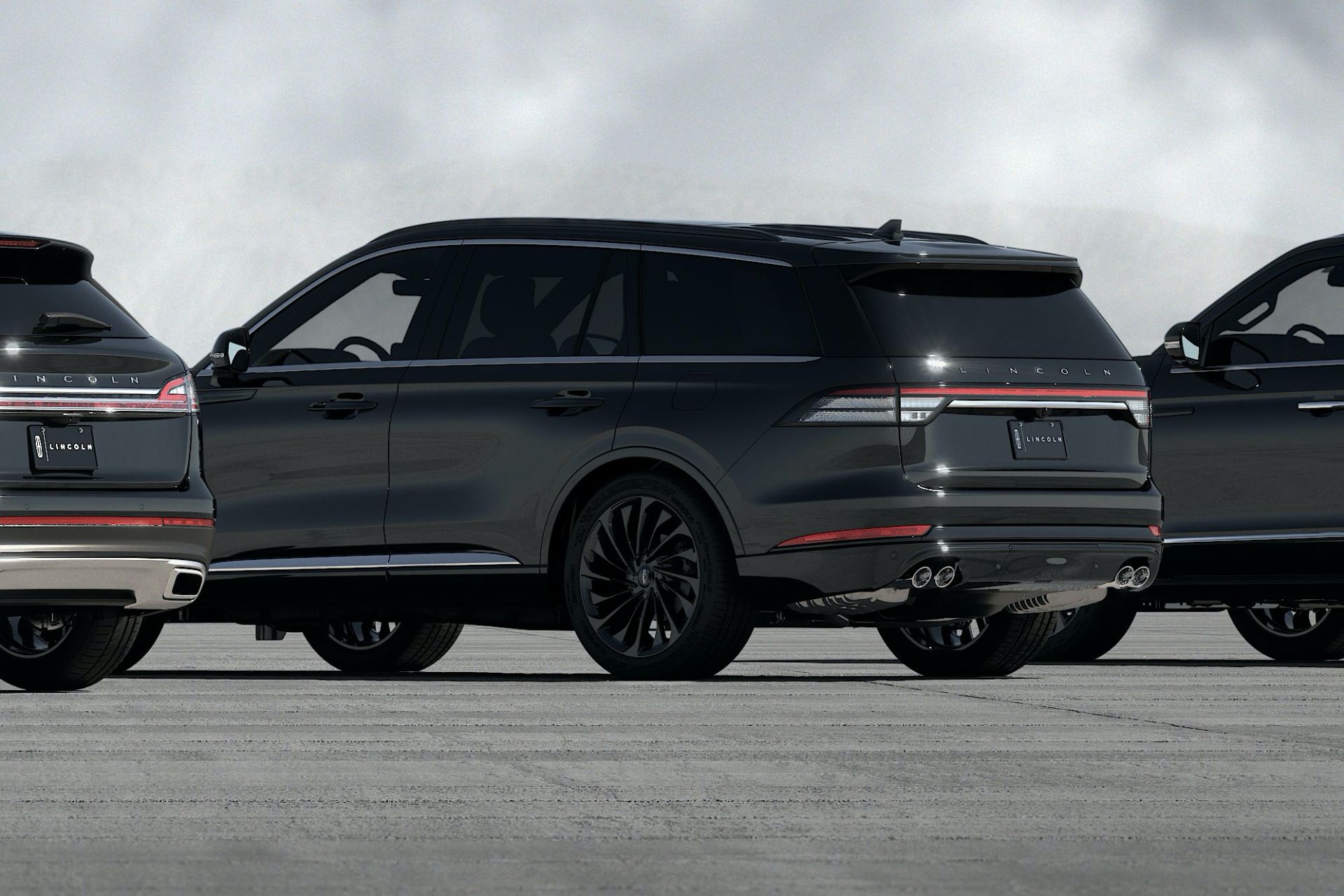 Lincoln Expands Monochromatic Package Across Entire SUV Lineup