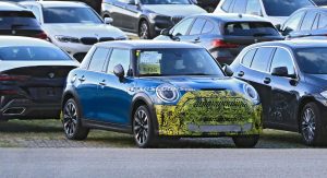 Facelifted MINI Cooper S Plug-In Hybrid Looks Very Familiar | Carscoops