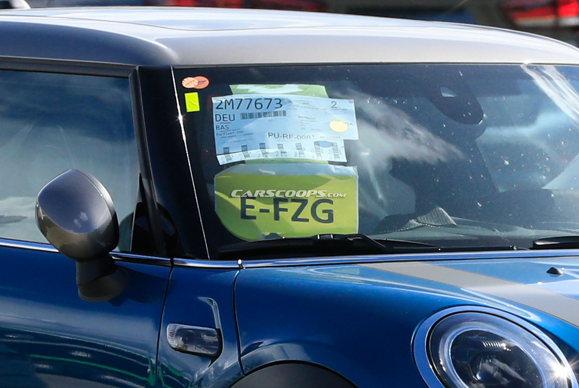 Facelifted MINI Cooper S Plug-In Hybrid Looks Very Familiar