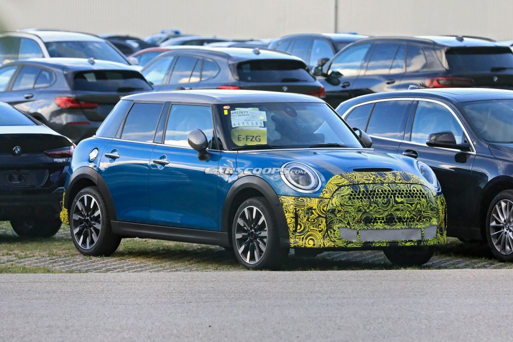 Facelifted MINI Cooper S Plug-In Hybrid Looks Very Familiar | Carscoops
