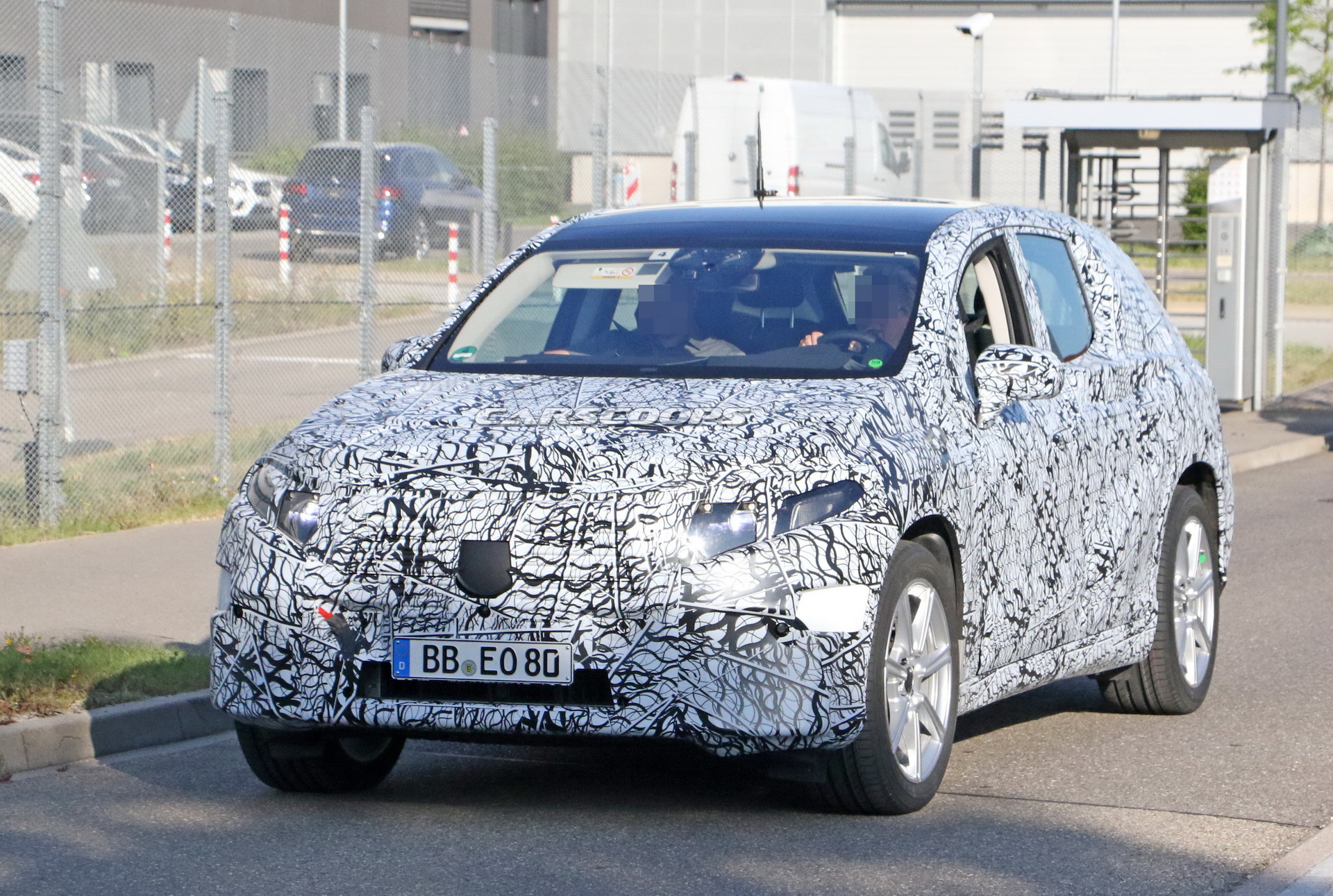 2022 Mercedes EQE SUV Shows Off Its High-Tech Interior For The First Time