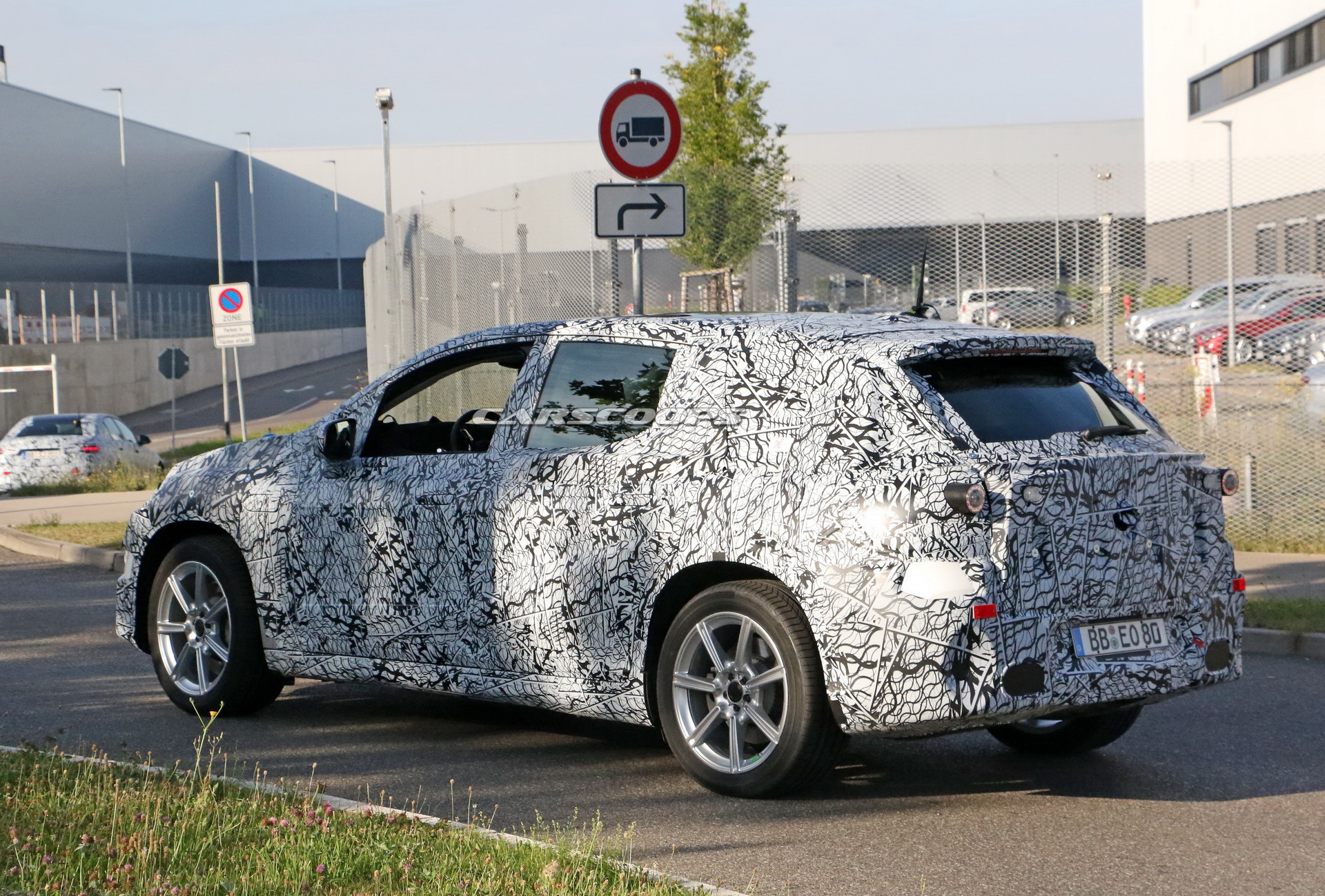 2022 Mercedes EQE SUV Shows Off Its High-Tech Interior For The First Time