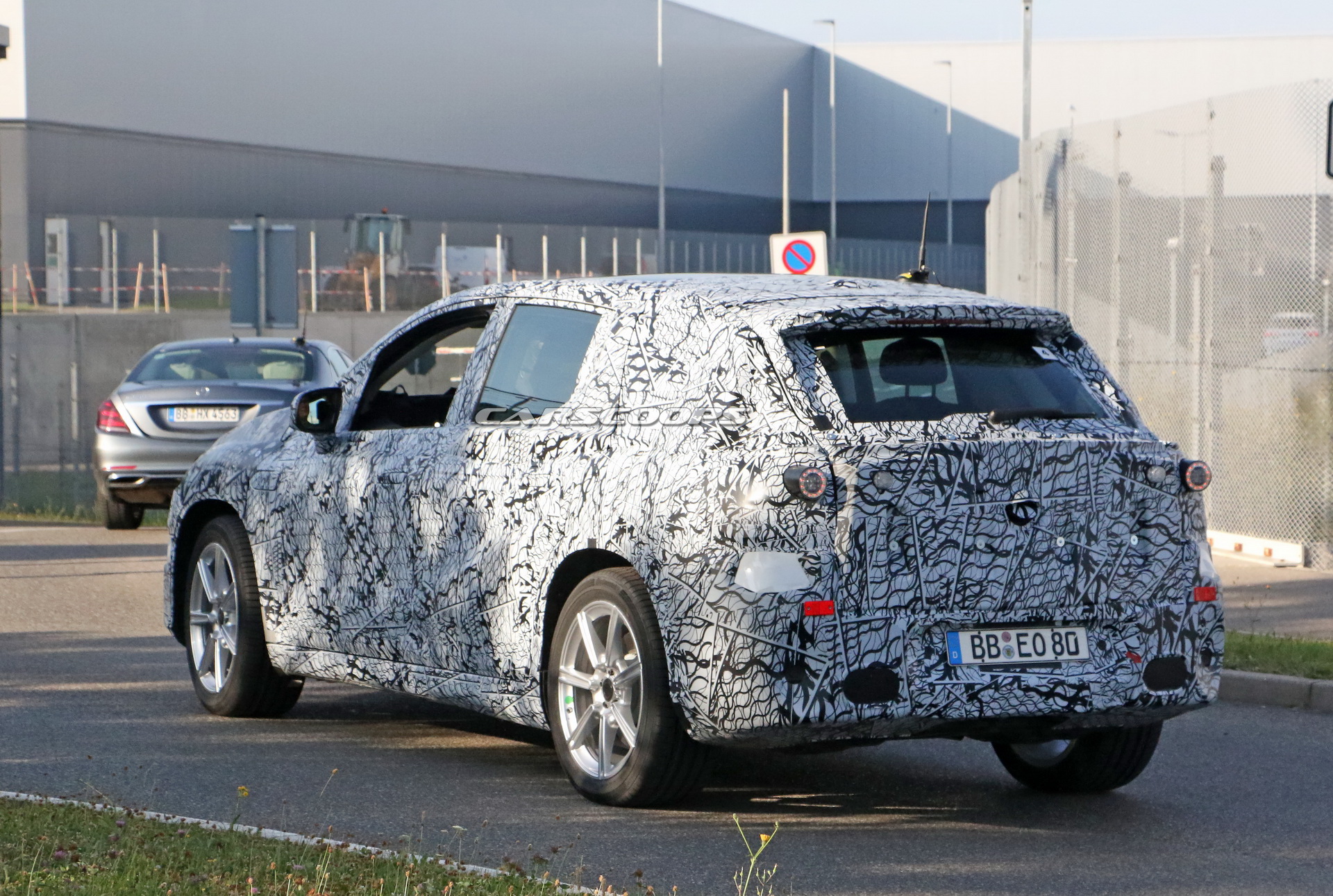 2022 Mercedes EQE SUV Shows Off Its High-Tech Interior For The First Time