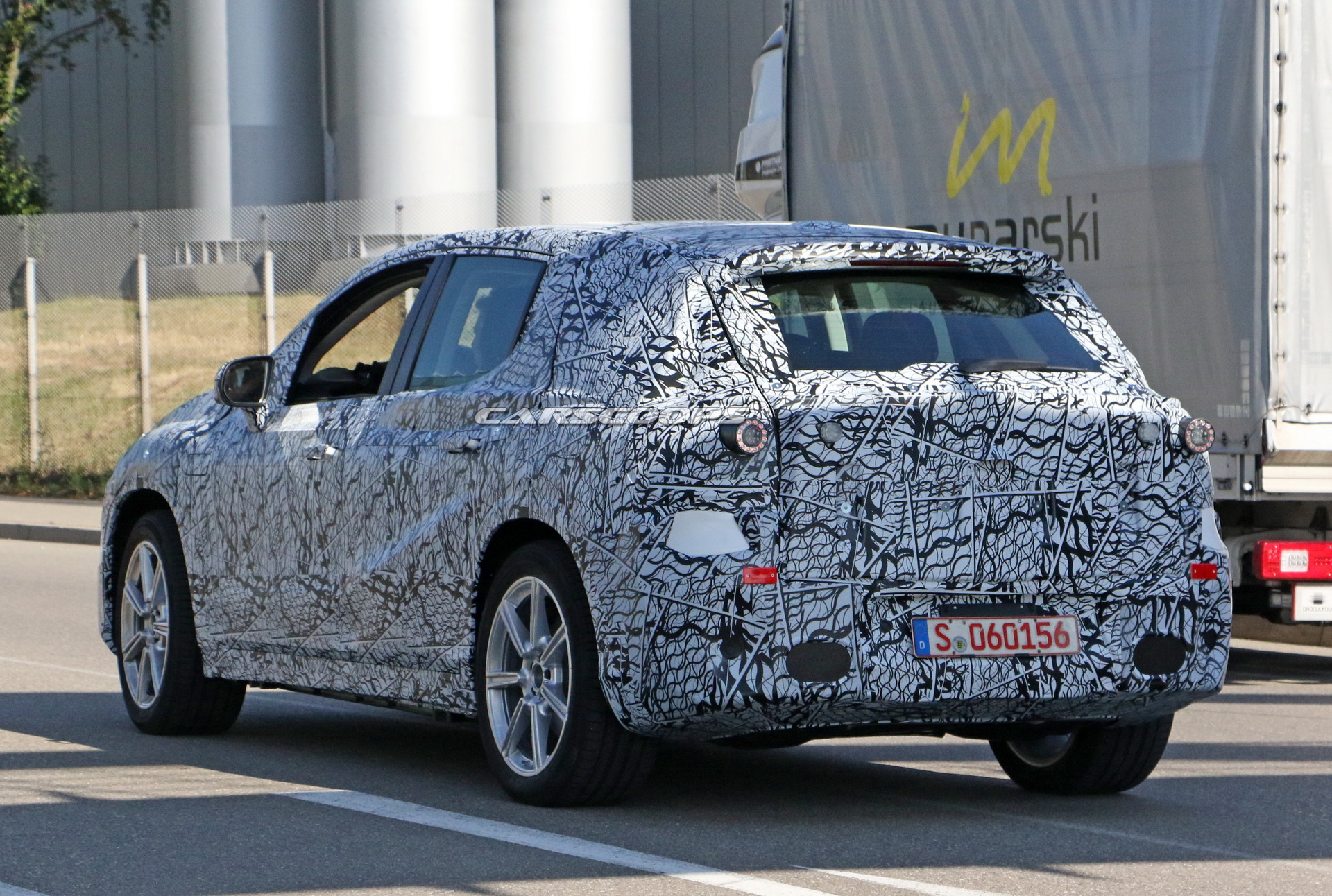 2022 Mercedes EQE SUV Shows Off Its High-Tech Interior For The First Time