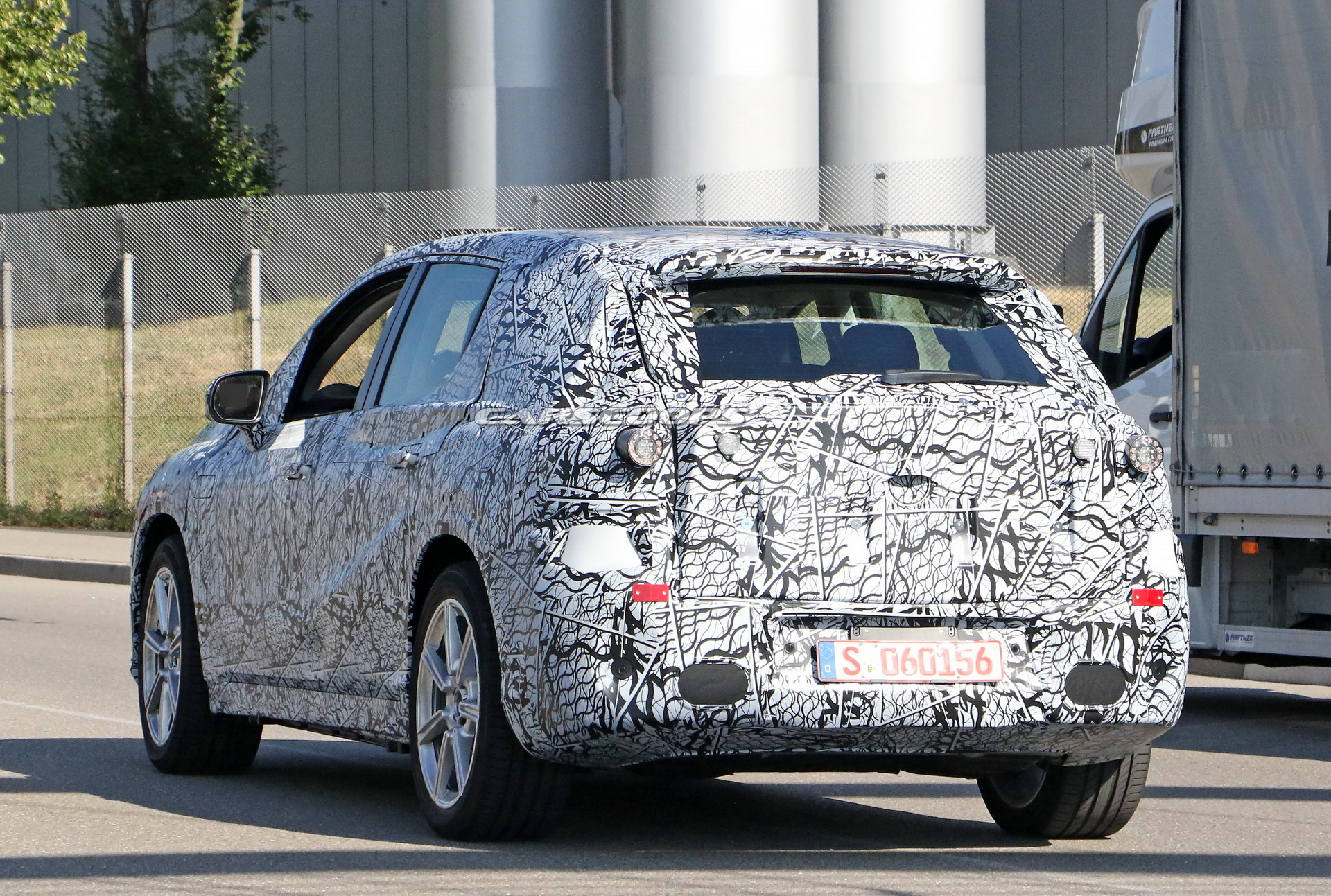 2022 Mercedes EQE SUV Shows Off Its High-Tech Interior For The First Time