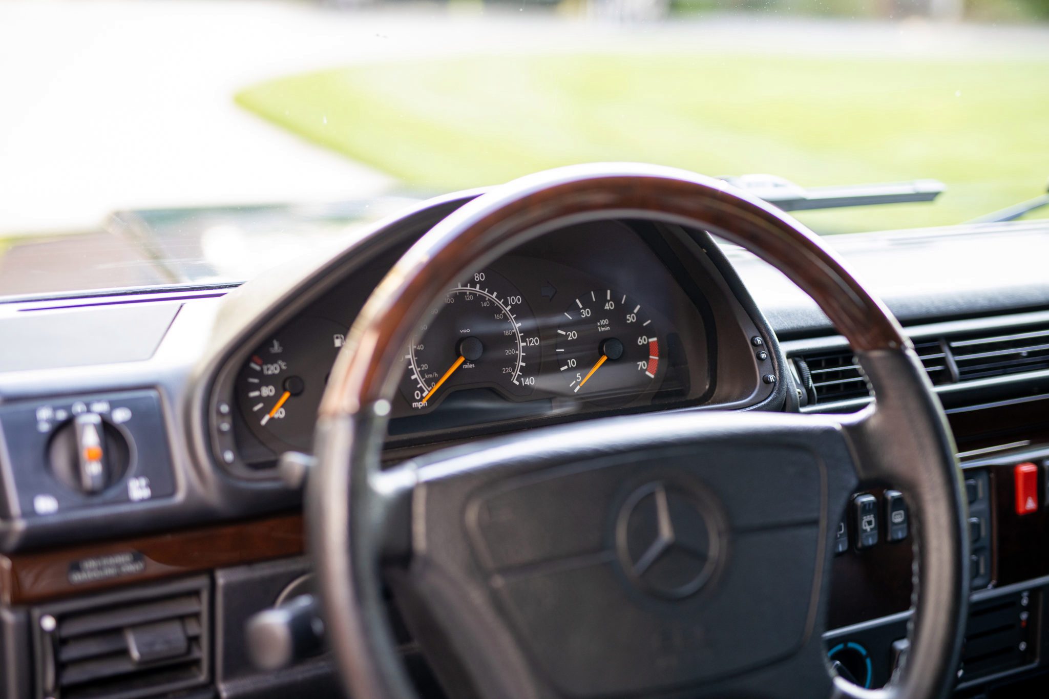 Stand Out From The Crowd With This Mercedes-Benz G500 SWB