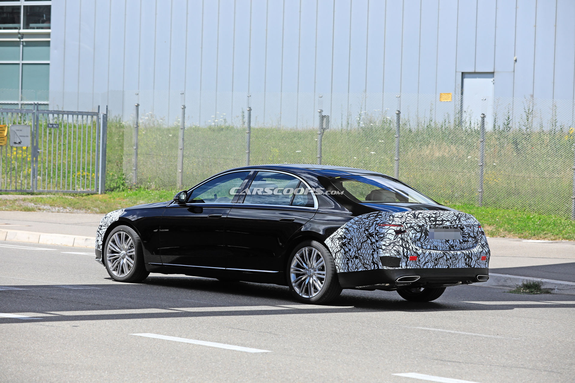 Here’s Another Up-Close Look At The 2021 Mercedes-Benz S-Class