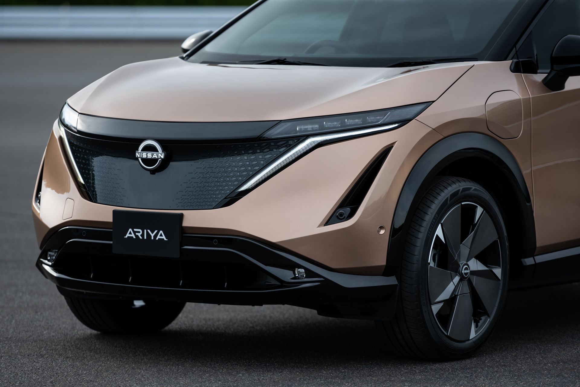2022 Nissan Ariya EV Retains Concept Looks, Offers Up To 389 HP And 380 Miles Range