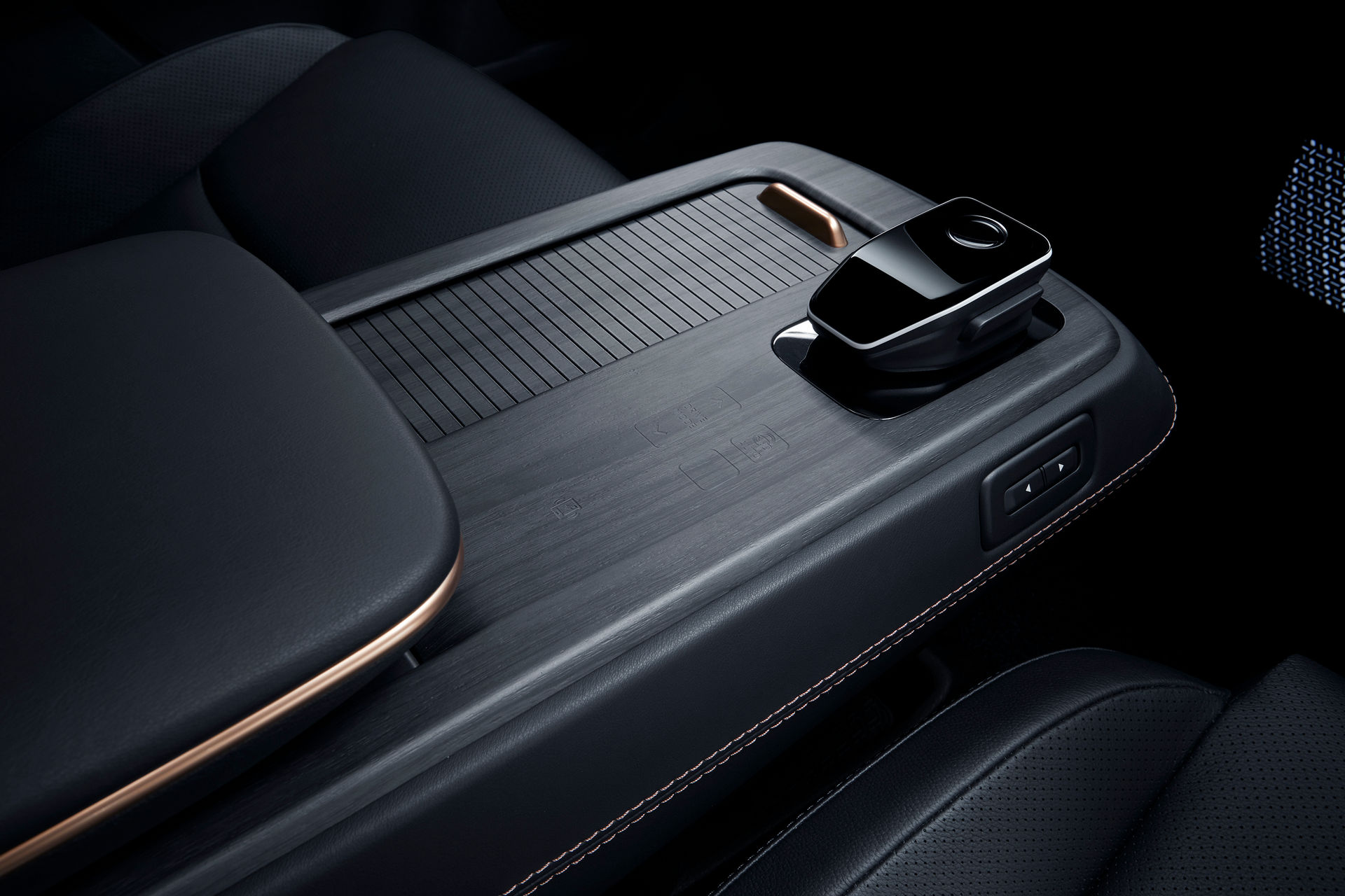 2022 Nissan Ariya EV Retains Concept Looks, Offers Up To 389 HP And 380 Miles Range