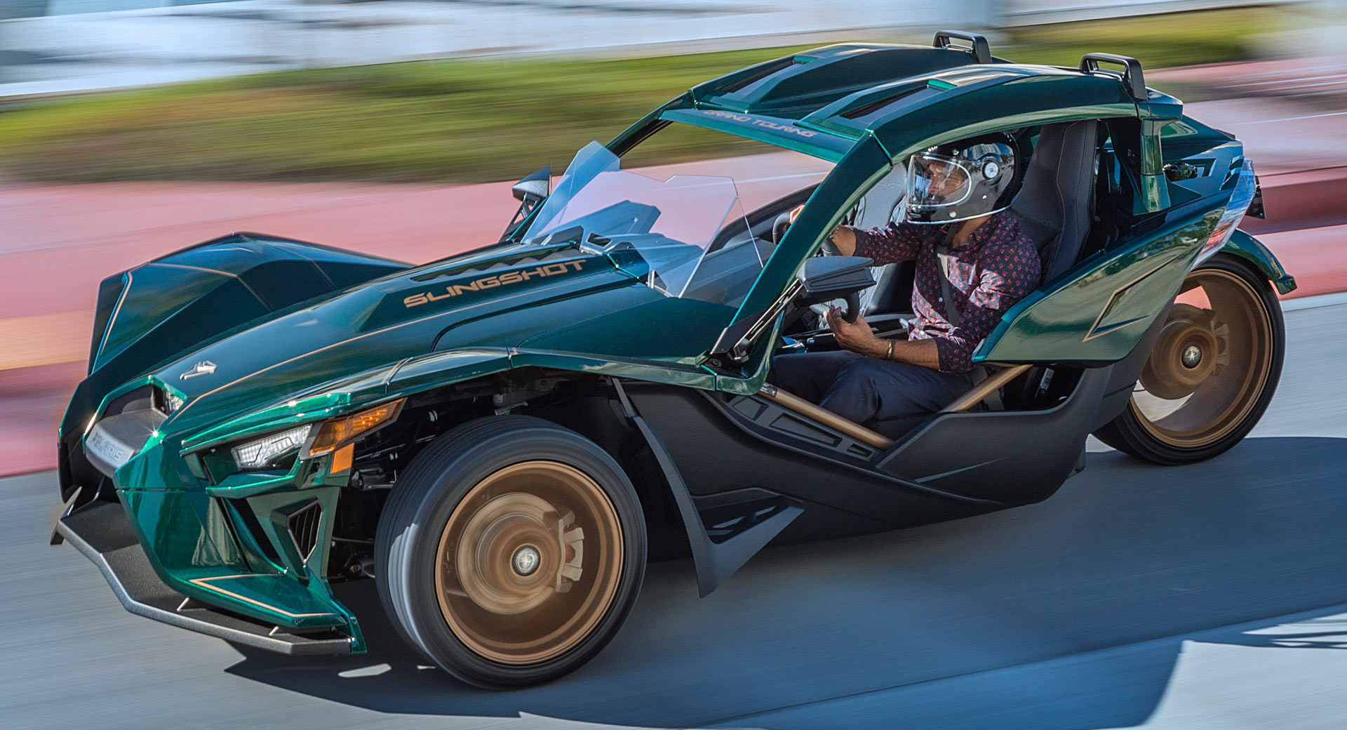 Polaris Introduces EyeCatching Slingshot Grand Touring LE Carscoops