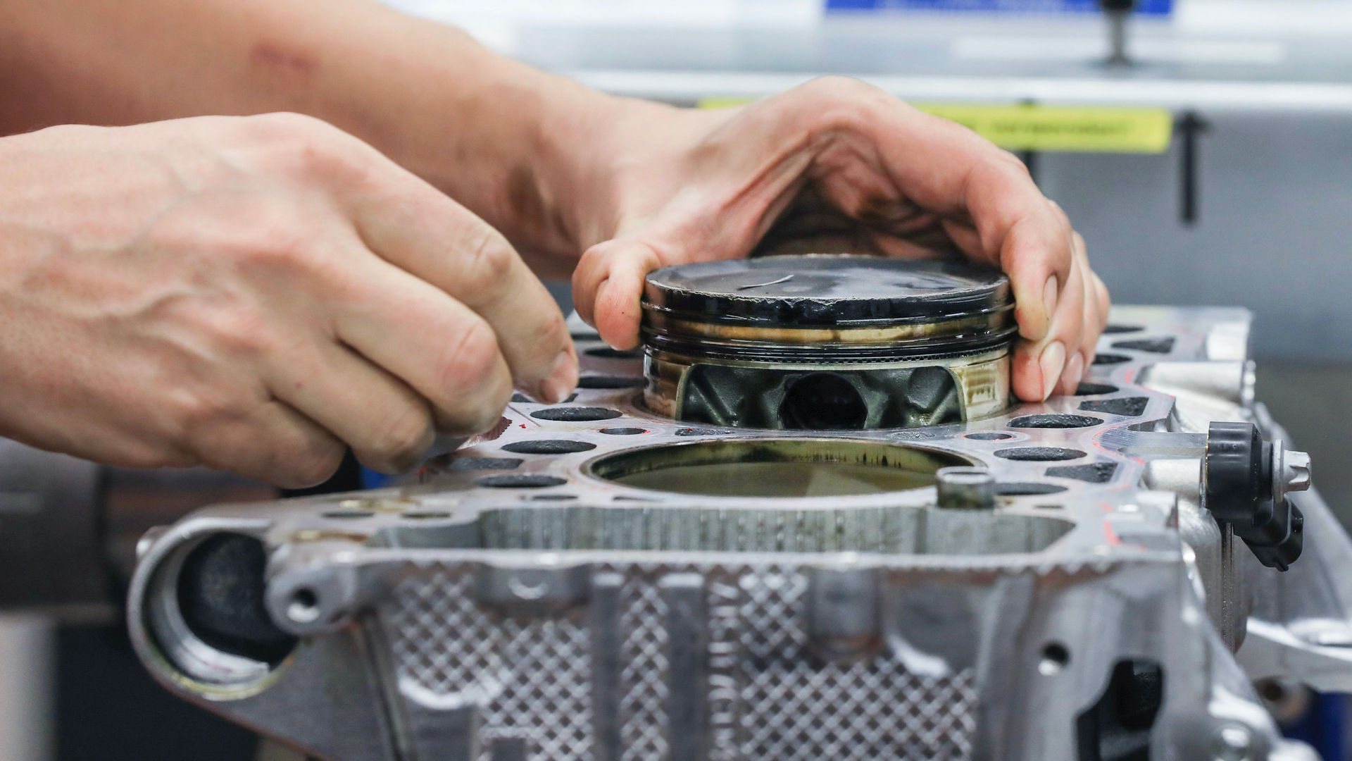 Porsche Starts 3D Printing Pistons For The 911 GT2 RS, Adding 30 HP