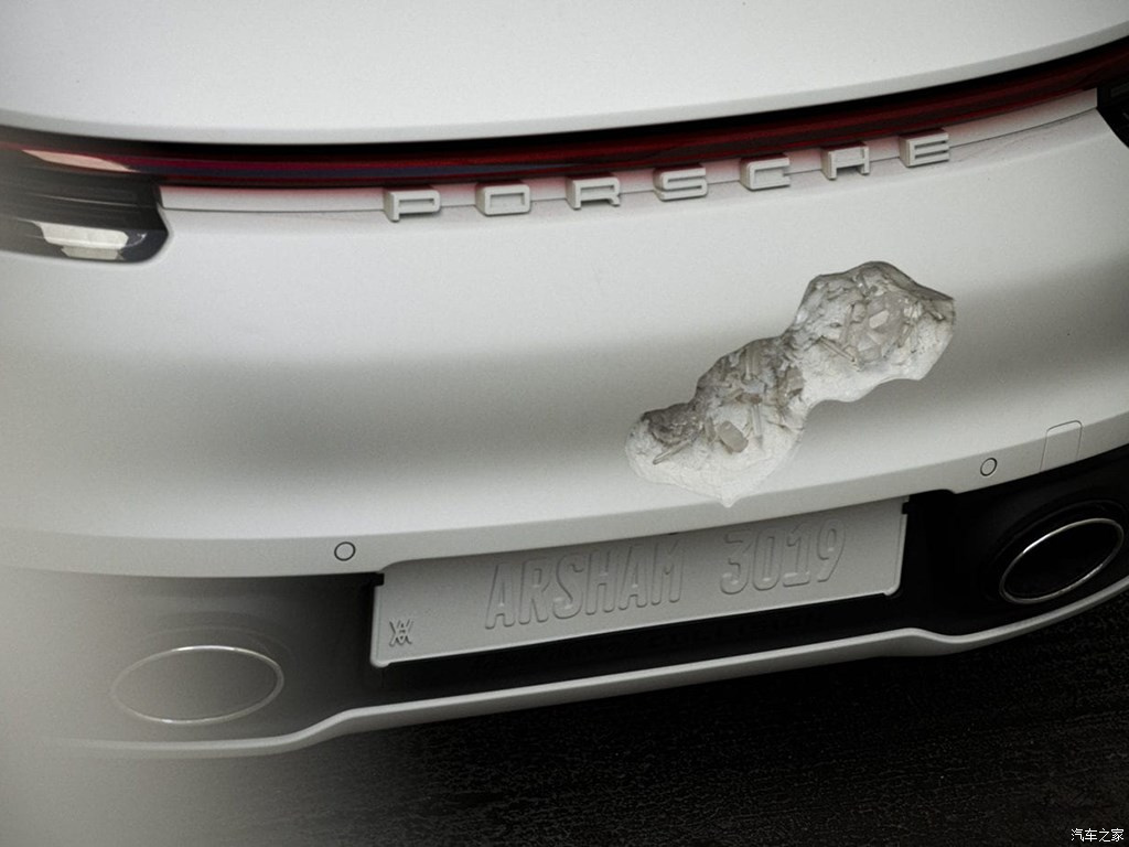 Porsche 911 Carrera 4S ‘Crystal Eroded’ Art Car Is Supposed To Showcase ‘A Timeless Machine’