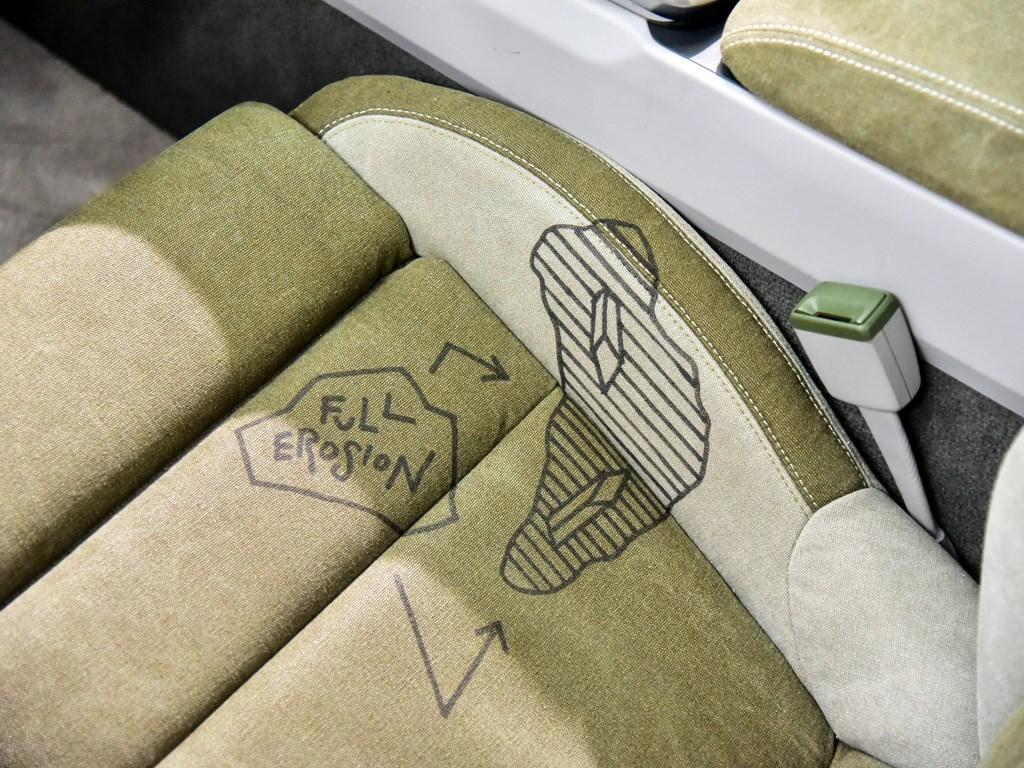 Porsche 911 Carrera 4S ‘Crystal Eroded’ Art Car Is Supposed To Showcase ‘A Timeless Machine’