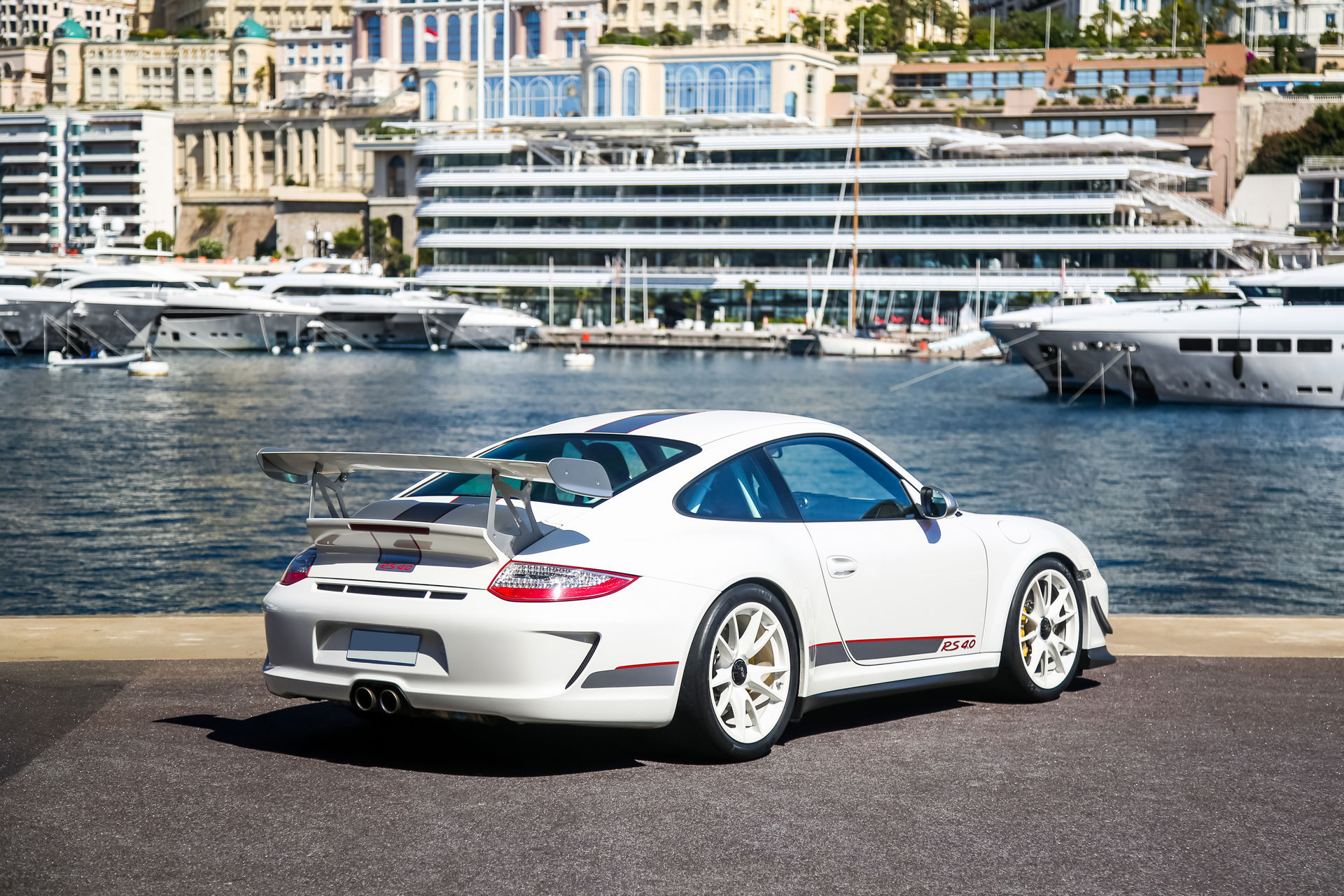 2011 Porsche 911 GT3 RS 4.0 Is For Hardcore Driving Enthusiasts