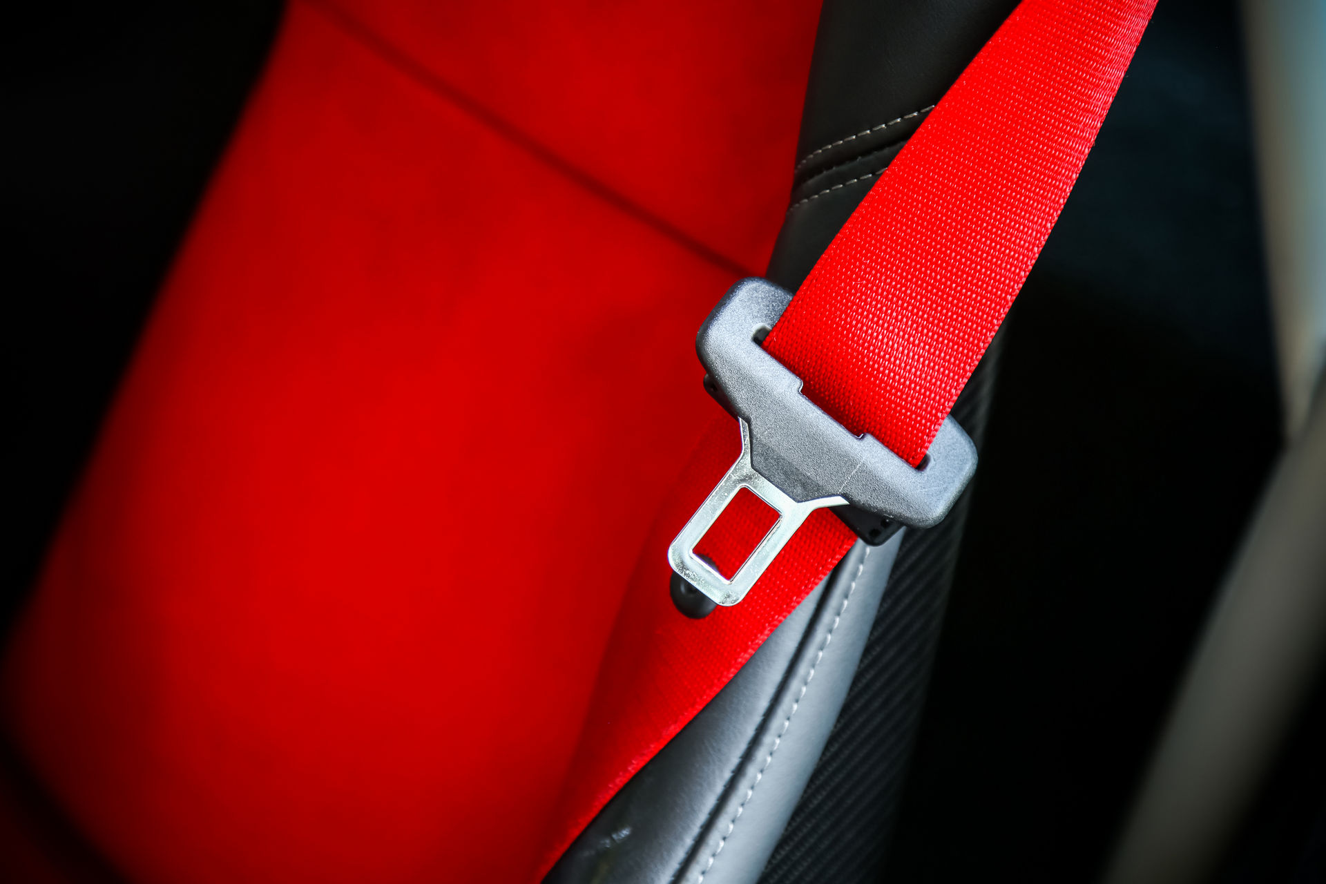 2011 Porsche 911 GT3 RS 4.0 Is For Hardcore Driving Enthusiasts