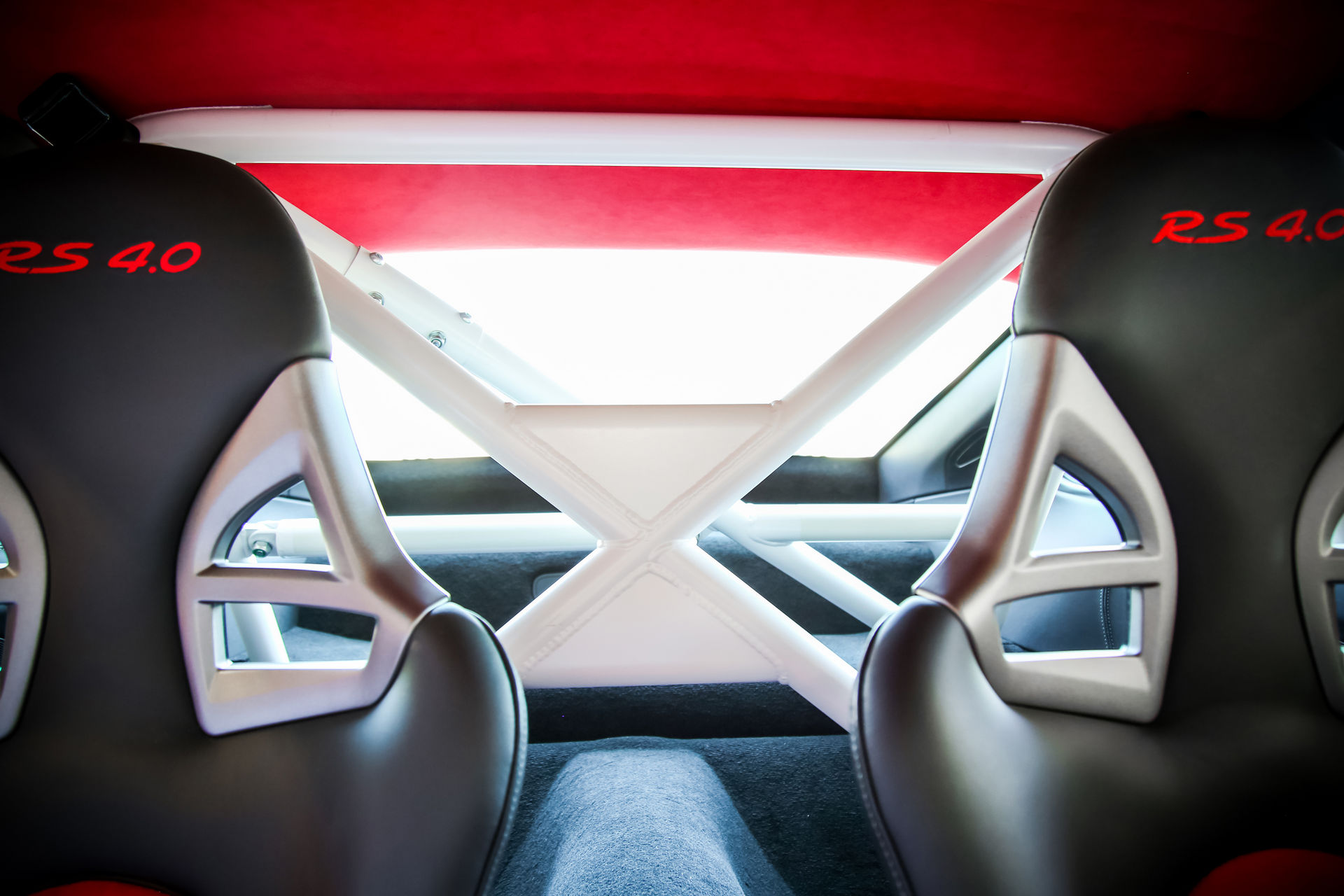 2011 Porsche 911 GT3 RS 4.0 Is For Hardcore Driving Enthusiasts