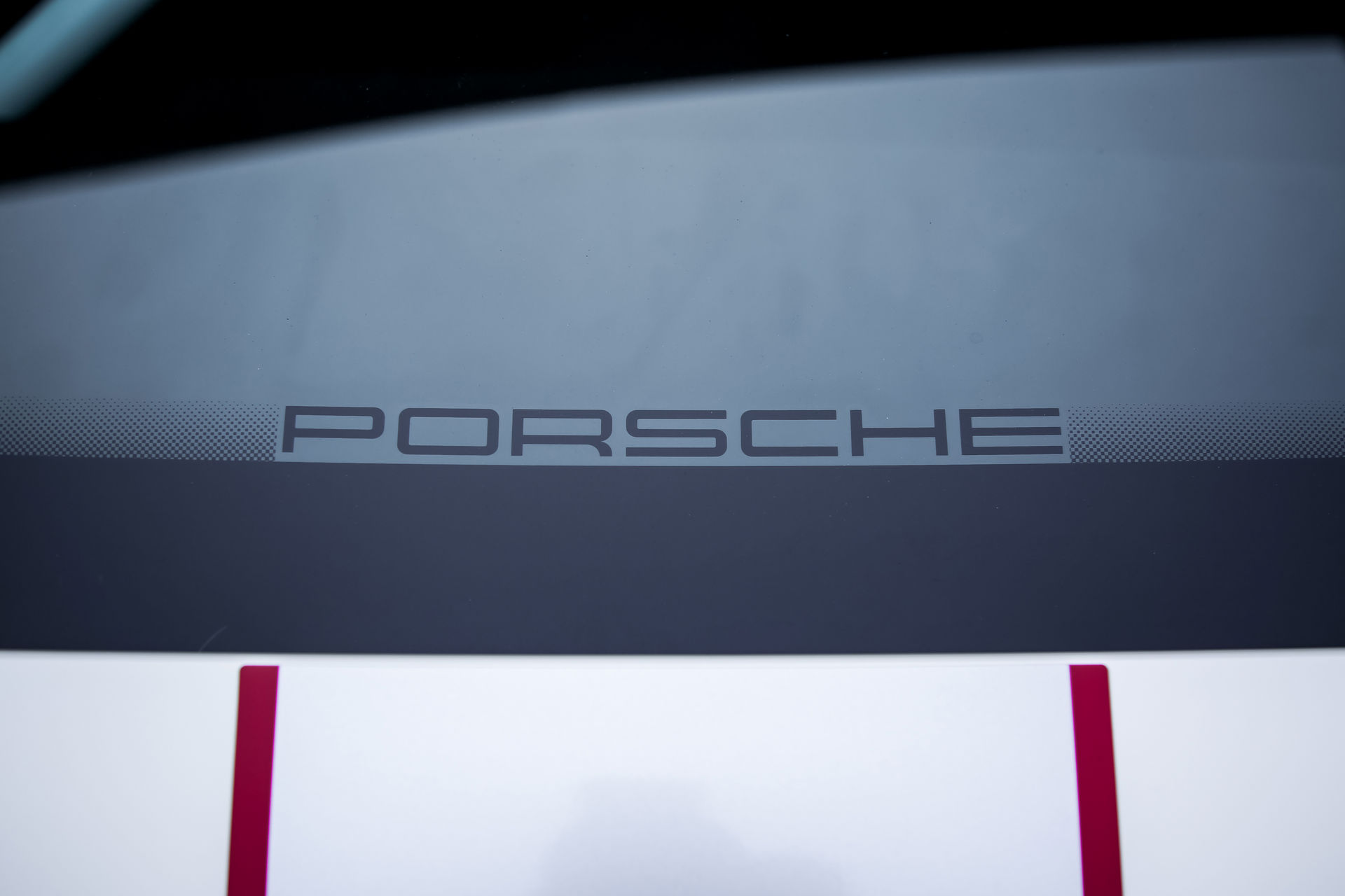 2011 Porsche 911 GT3 RS 4.0 Is For Hardcore Driving Enthusiasts