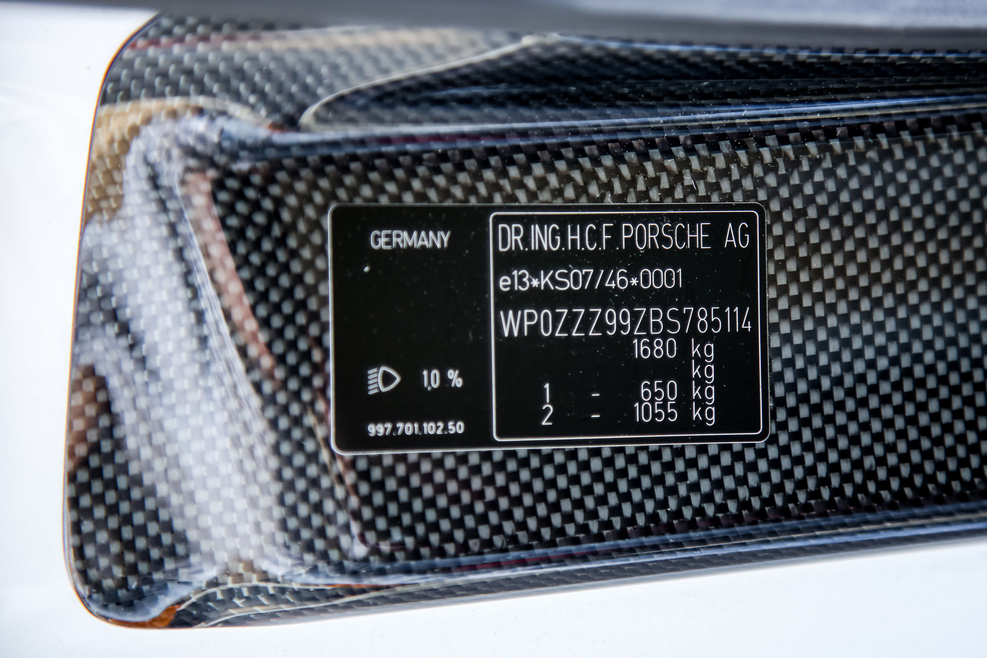 2011 Porsche 911 GT3 RS 4.0 Is For Hardcore Driving Enthusiasts