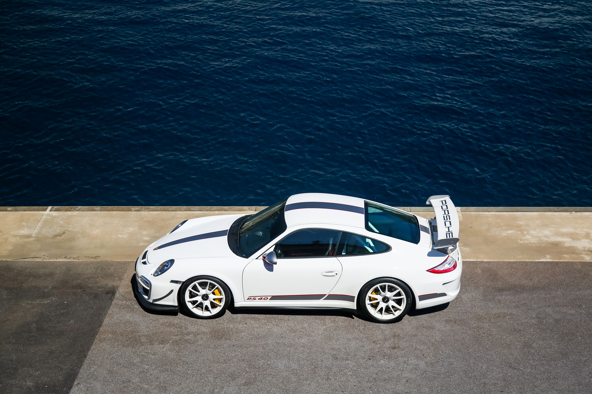 2011 Porsche 911 GT3 RS 4.0 Is For Hardcore Driving Enthusiasts