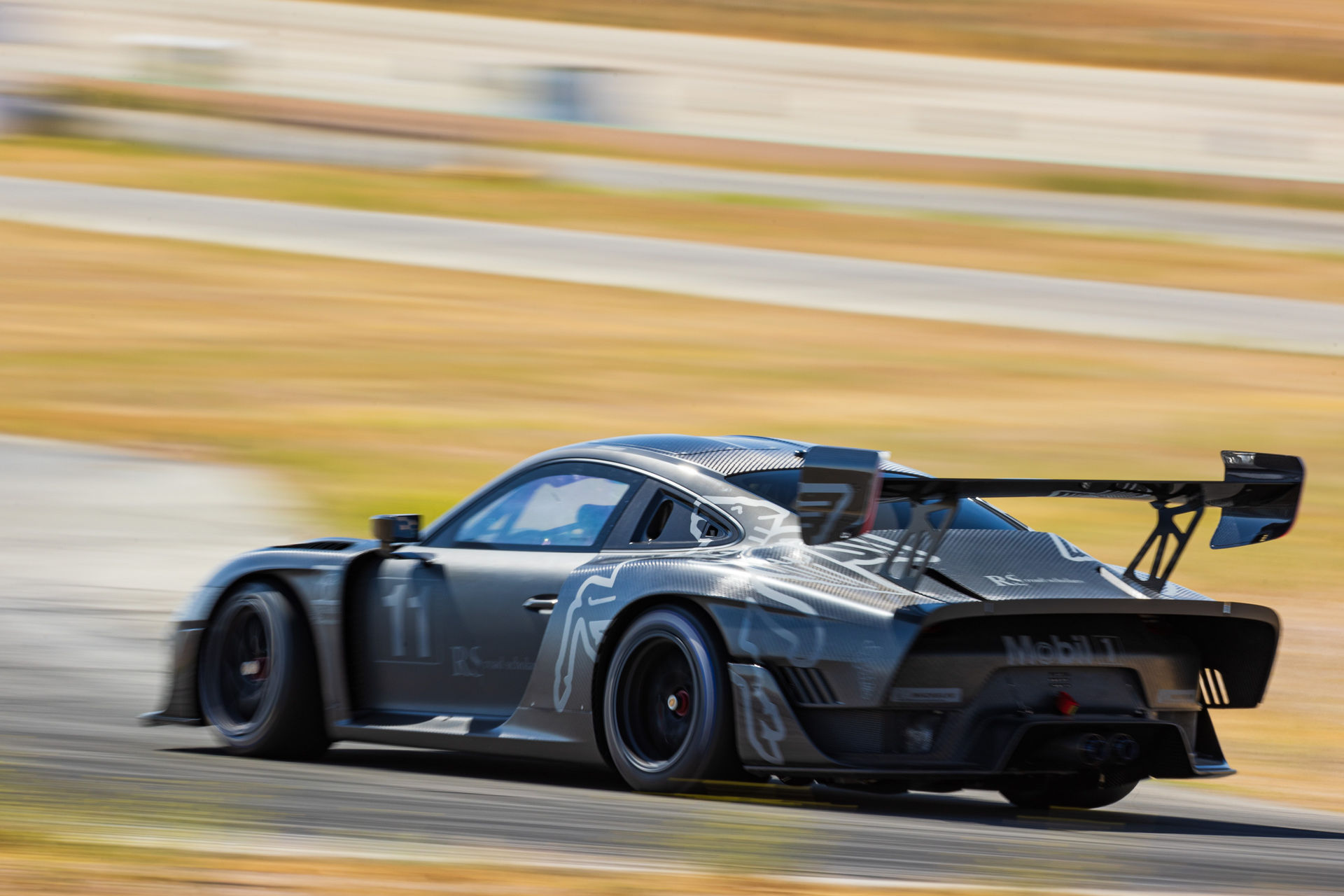 All-Carbon Porsche 935 To Compete At Pikes Peak Next Month