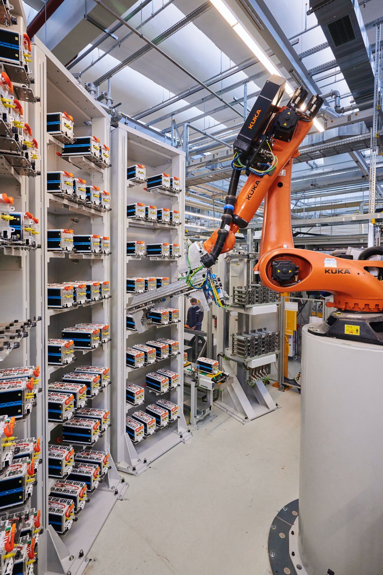 BMW Expanding Production Capacity In Dingolfing To 500,000 E-Drive Units By 2022