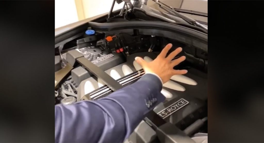  The Rolls-Royce Cullinan’s V12 Is So Smooth You Can Balance A Nickel On It