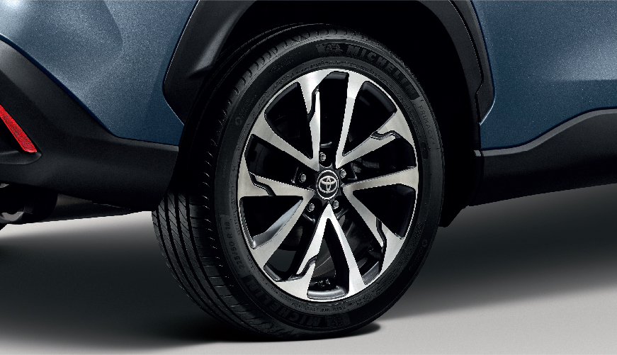 New 2021 Toyota Corolla Cross Blurs The Lines Between Hatches And SUVs