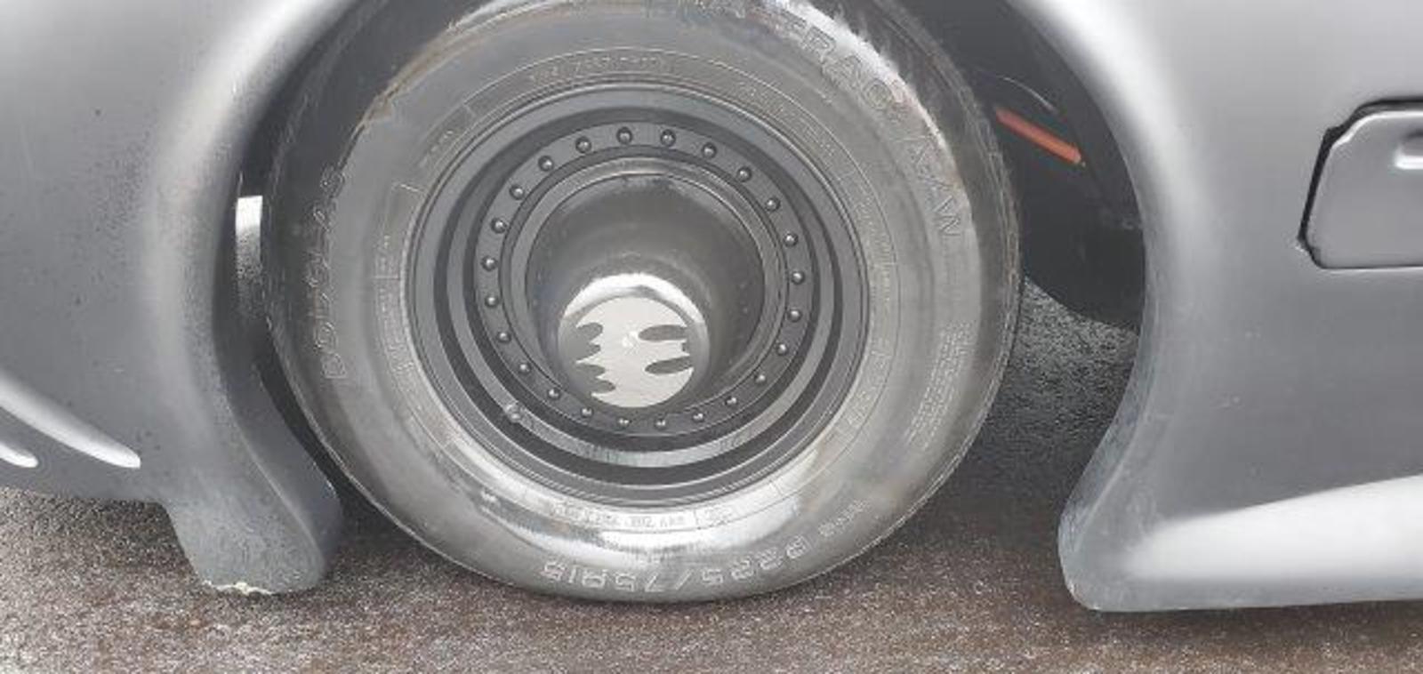 U.S. Marshals Auctioning Three Famous Replica Movie Cars Seized From Fraudster