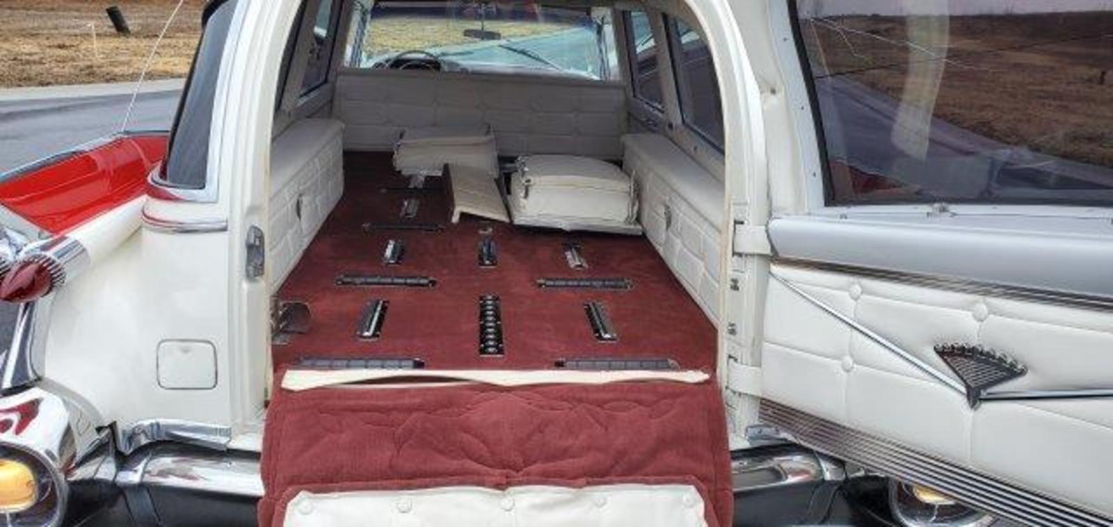 U.S. Marshals Auctioning Three Famous Replica Movie Cars Seized From Fraudster