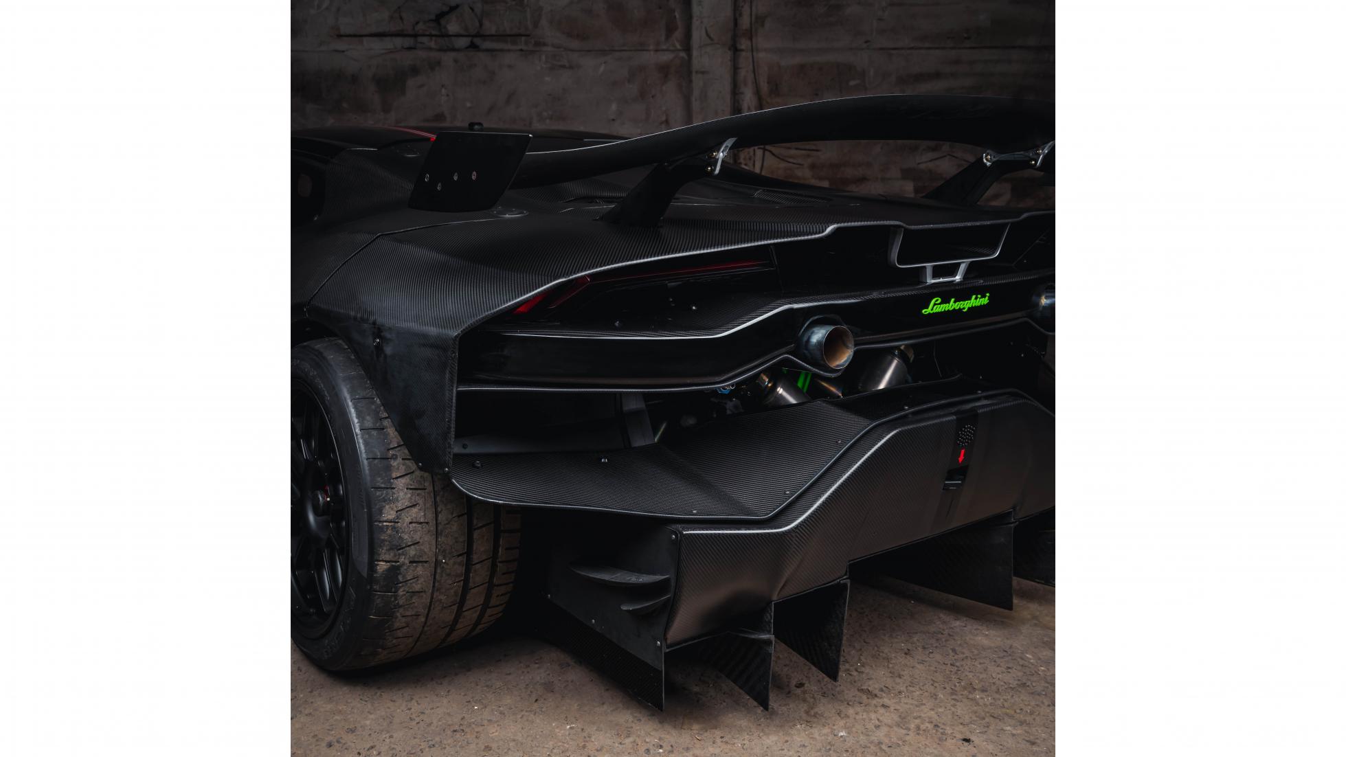 Zyrus LP1200 Is A Wild, Track-Focused Lamborghini Huracan With 1,200 HP