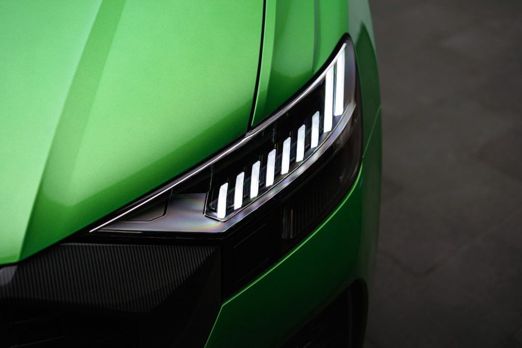 Java Green Audi RS Q8 With 23″ Wheels And Carbon Trim Really Stands Out ...