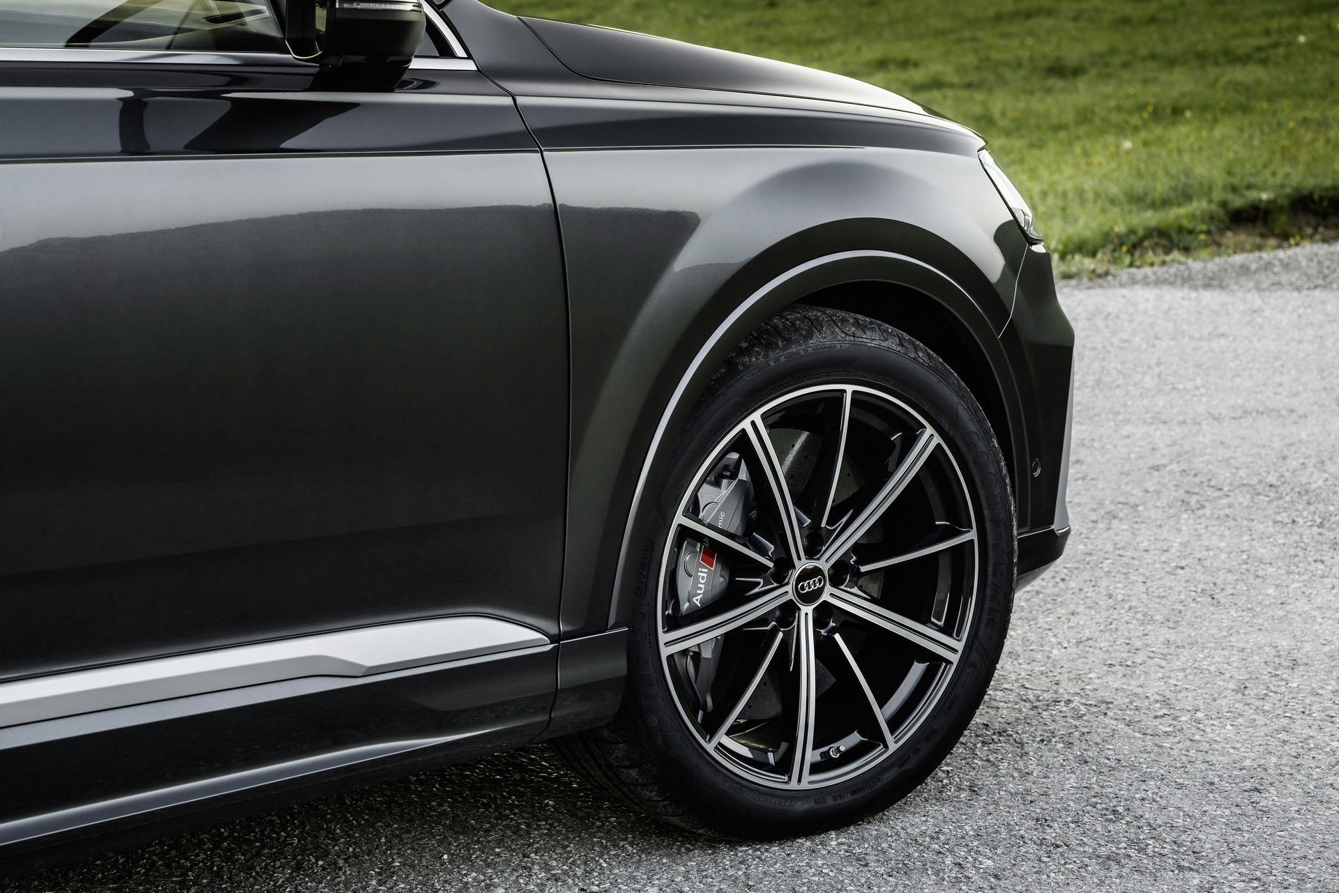 Audi SQ7 And SQ8 Gain 500 HP V8 TFSI Engines In Europe