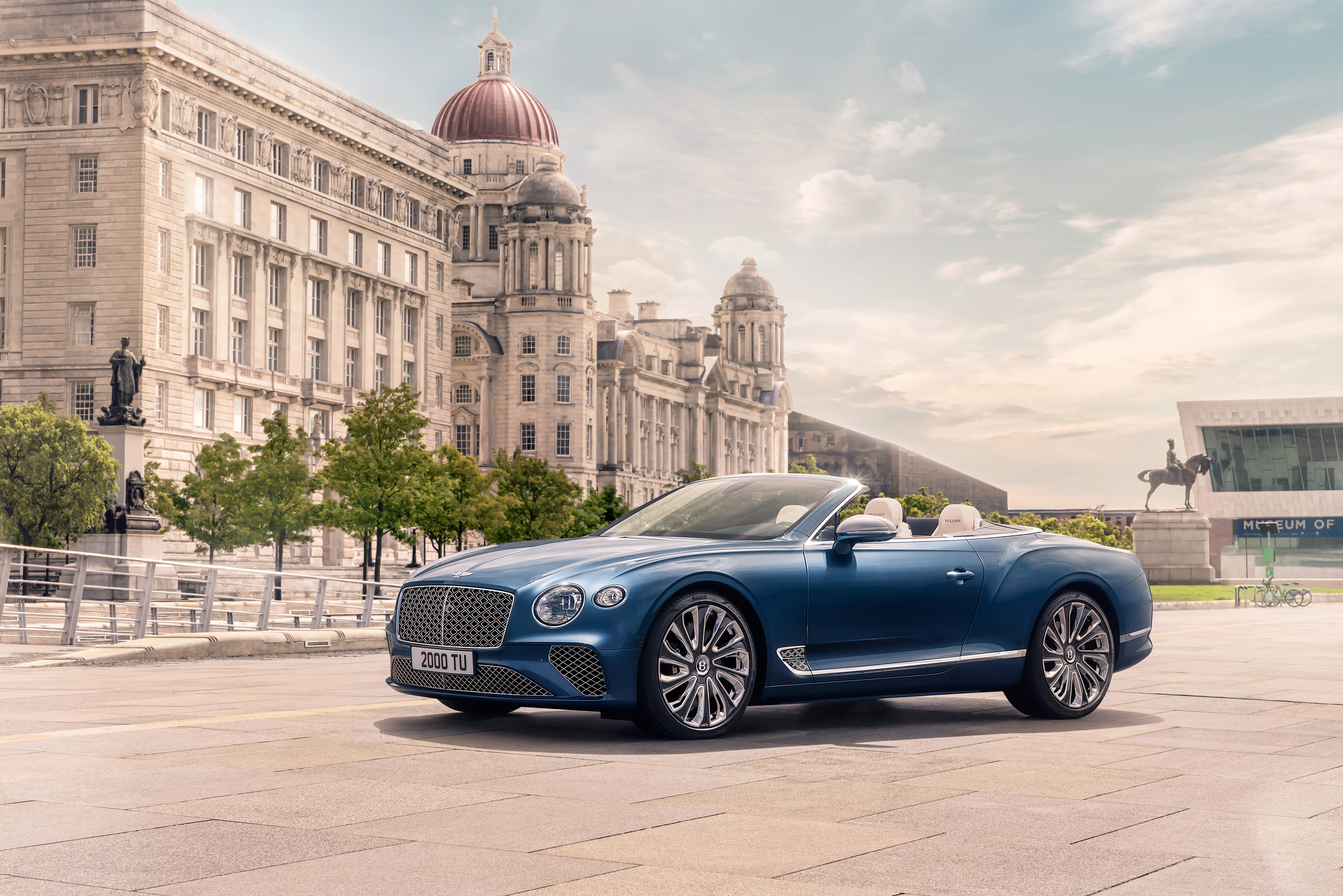 Bentley Continental GTC Mulliner Set For St Tropez Global Debut