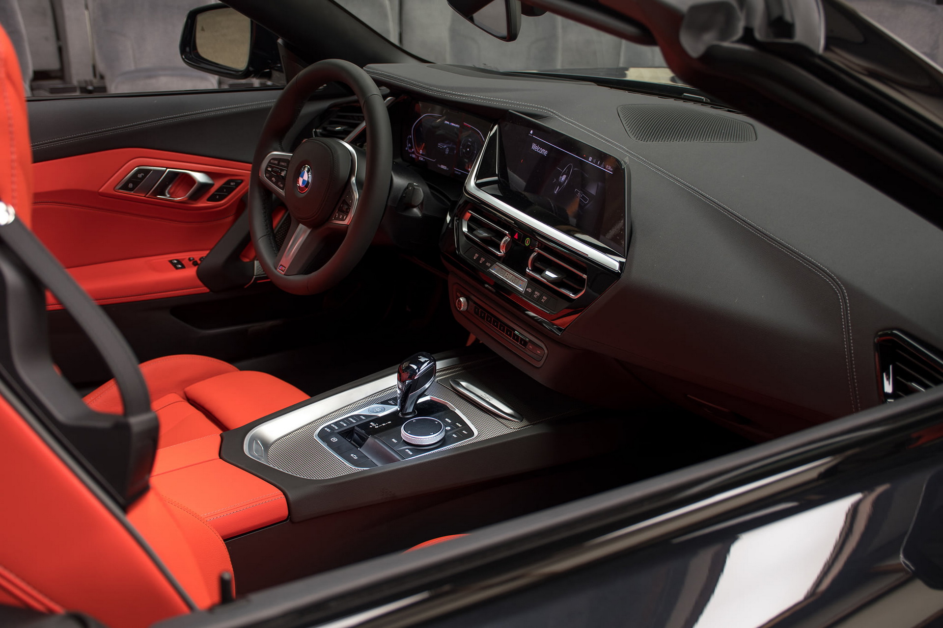 Remember The BMW Z4? This M40i Boasts A Rather Simple Yet Stylish Spec