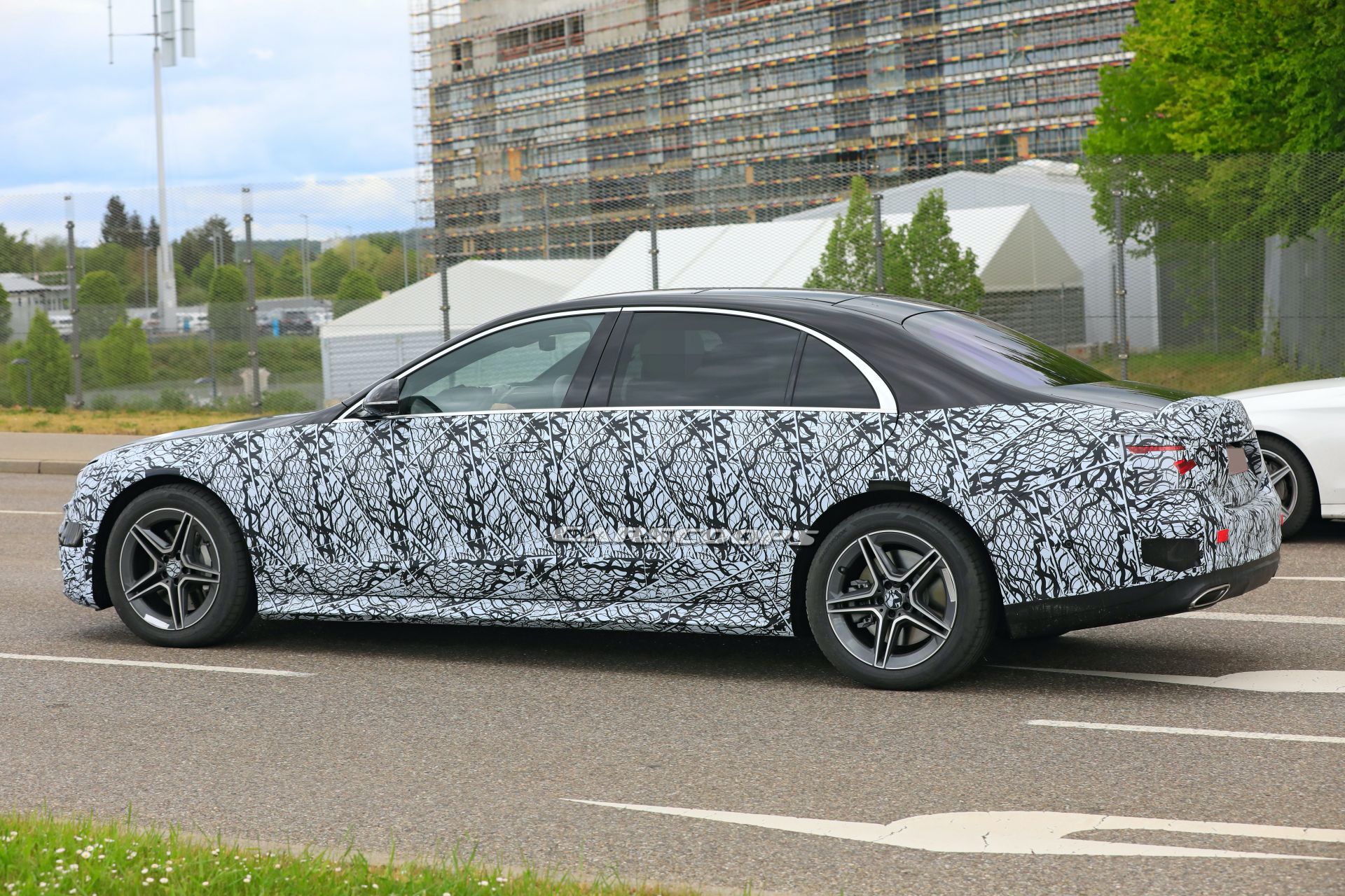 Will The New Mercedes S-Class Feature Level 3 Autonomous Tech? Daimler’s Still Unclear On That