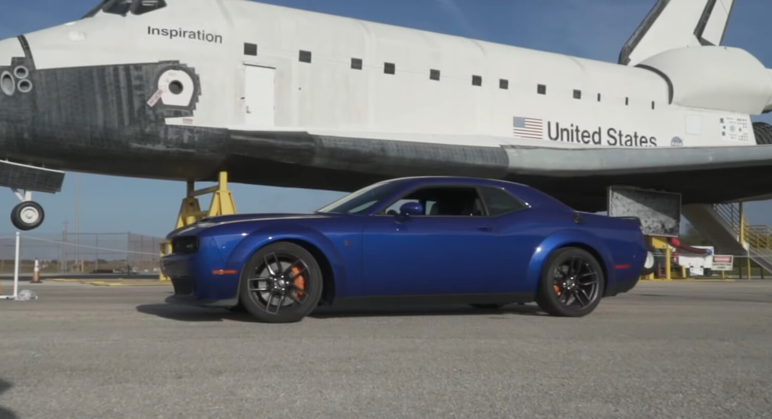 knus sang offset Dodge Challenger SRT Hellcat Redeye Goes Flat Out, Has Its Top Speed Tested  | Carscoops