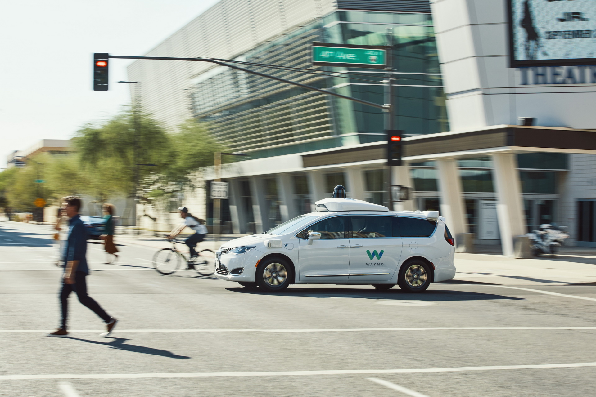 FCA And Waymo Sign Exclusive Autonomous Tech Deal