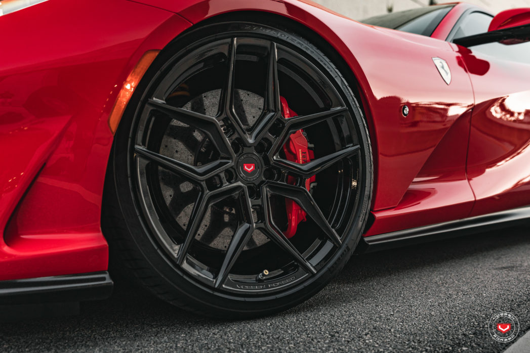 Do New Rims And A Lower Suspension Improve The Ferrari 812 Superfast’s Looks?