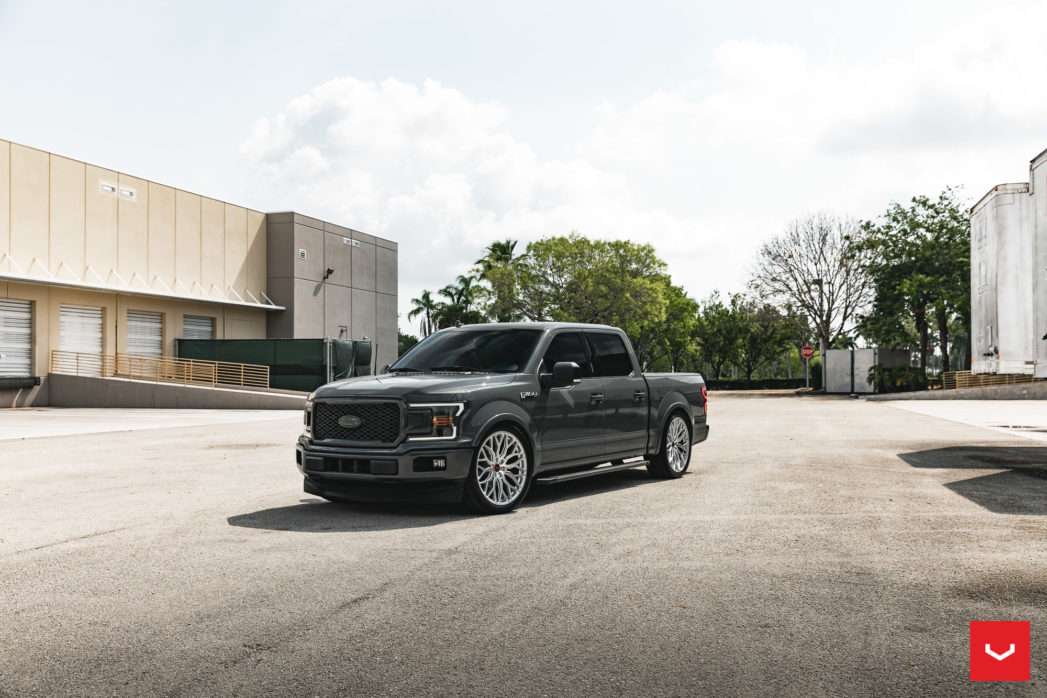Lowered Ford F-150 On 24-Inch Wheels Won’t Leave The Tarmac Anytime Soon