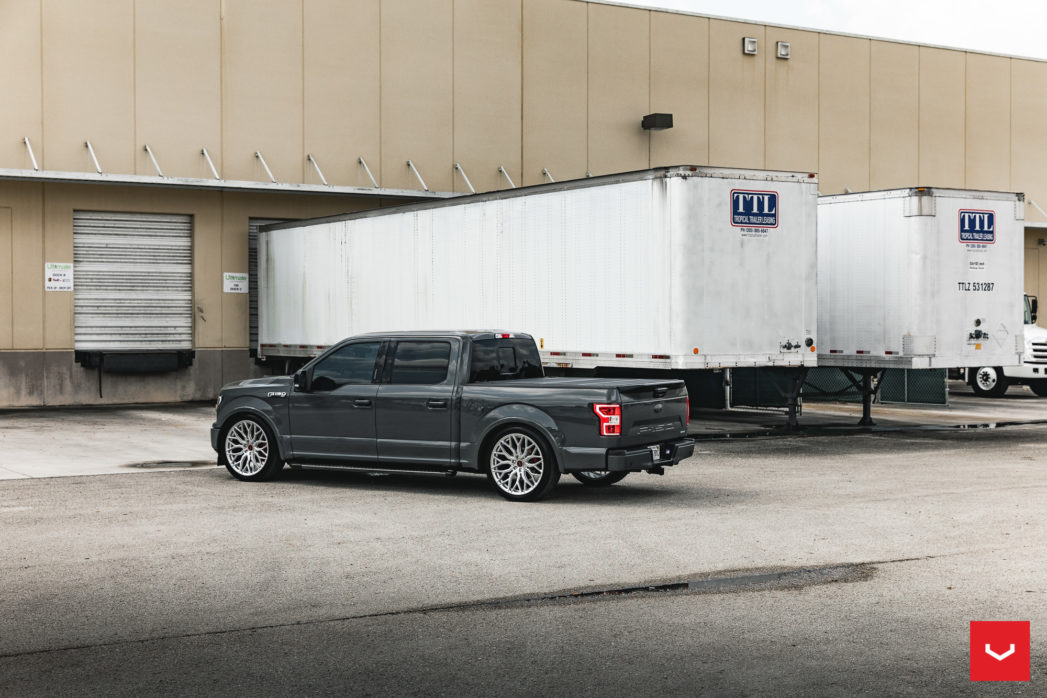 Lowered Ford F-150 On 24-Inch Wheels Won’t Leave The Tarmac Anytime Soon