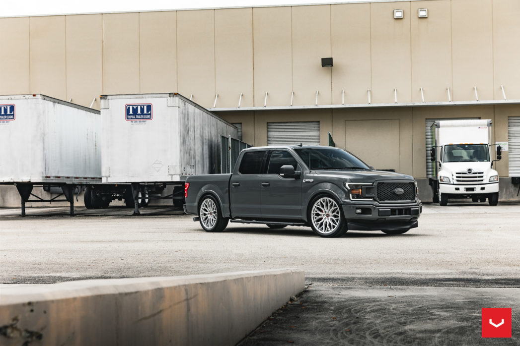 Lowered Ford F-150 On 24-Inch Wheels Won’t Leave The Tarmac Anytime Soon