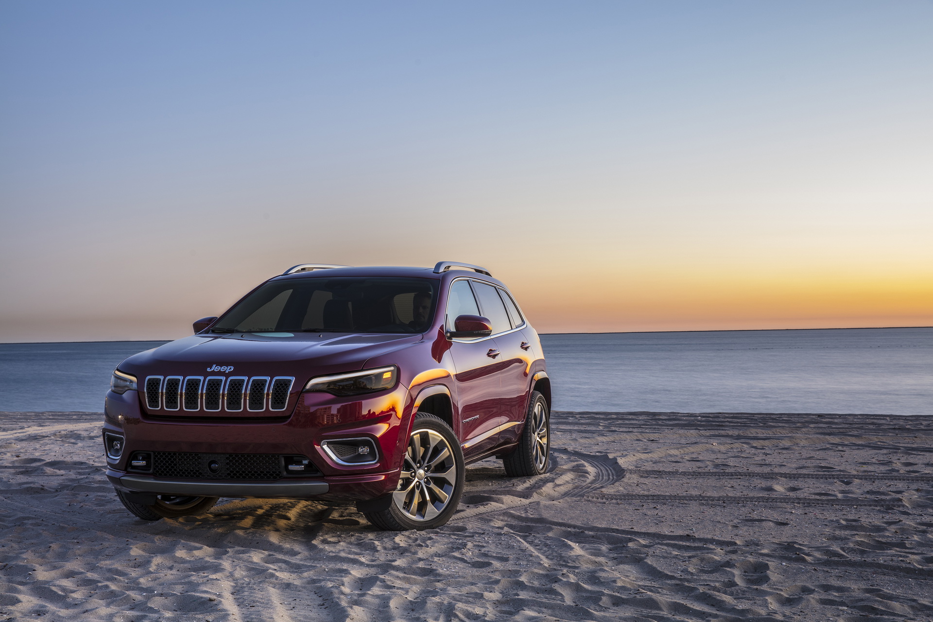 2021 Jeep Cherokee Loses Its Top-Spec Overland Trim Level